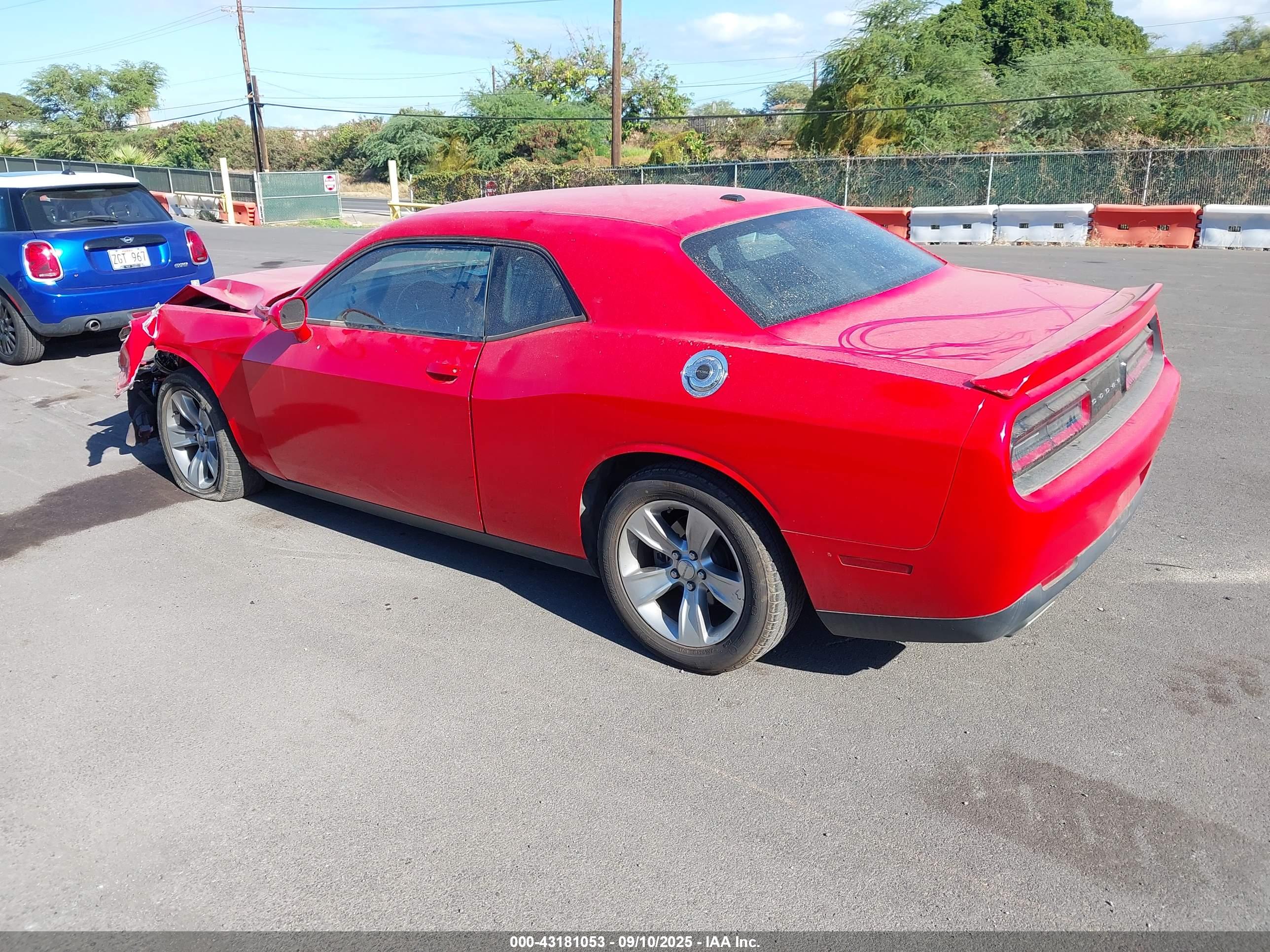 DODGE CHALLENGER image 3