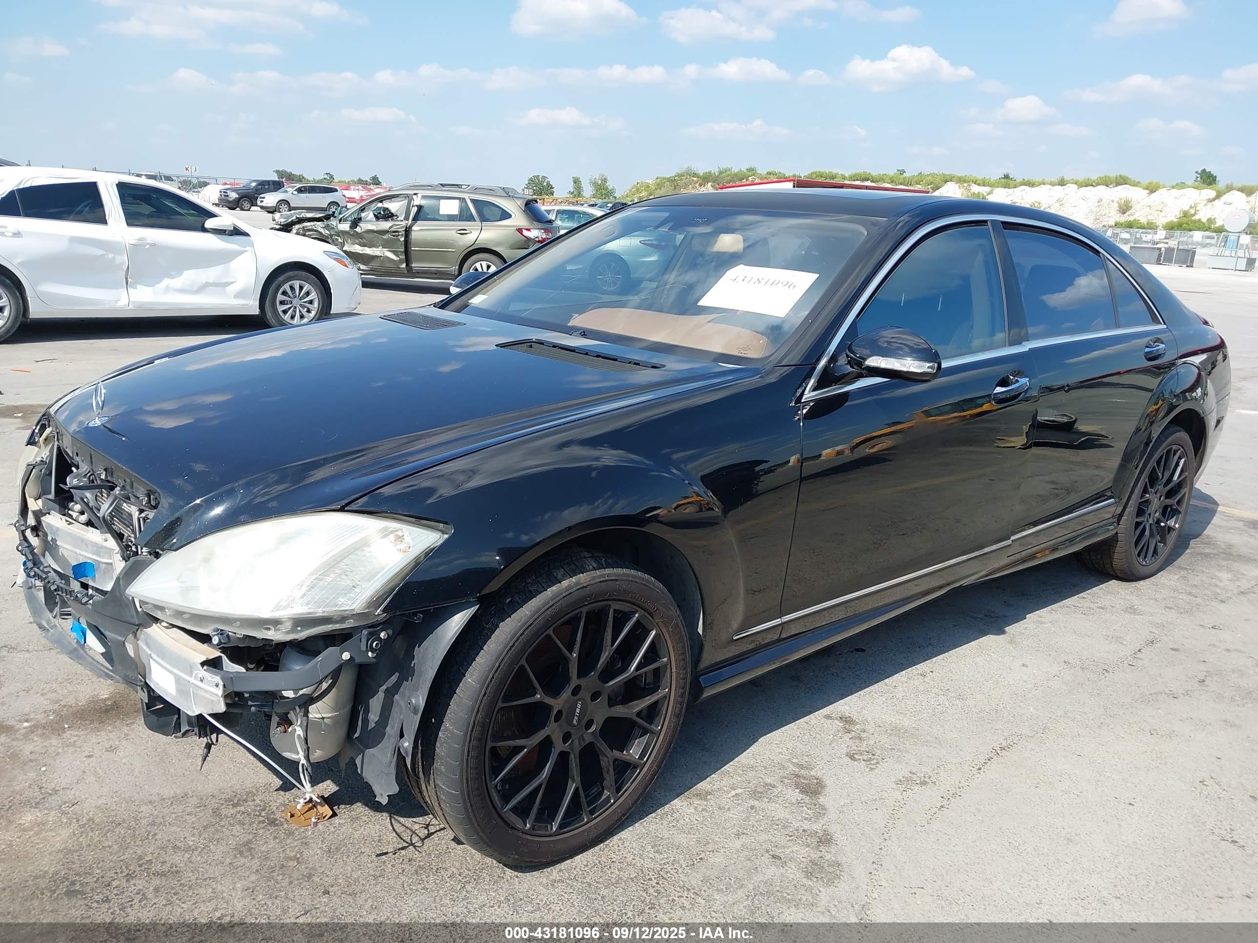 MERCEDES-BENZ S image 2