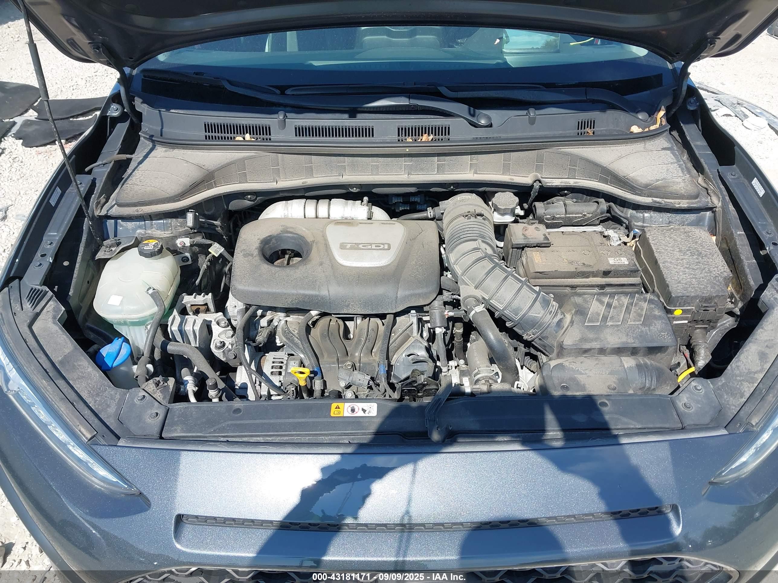 HYUNDAI KONA image 10