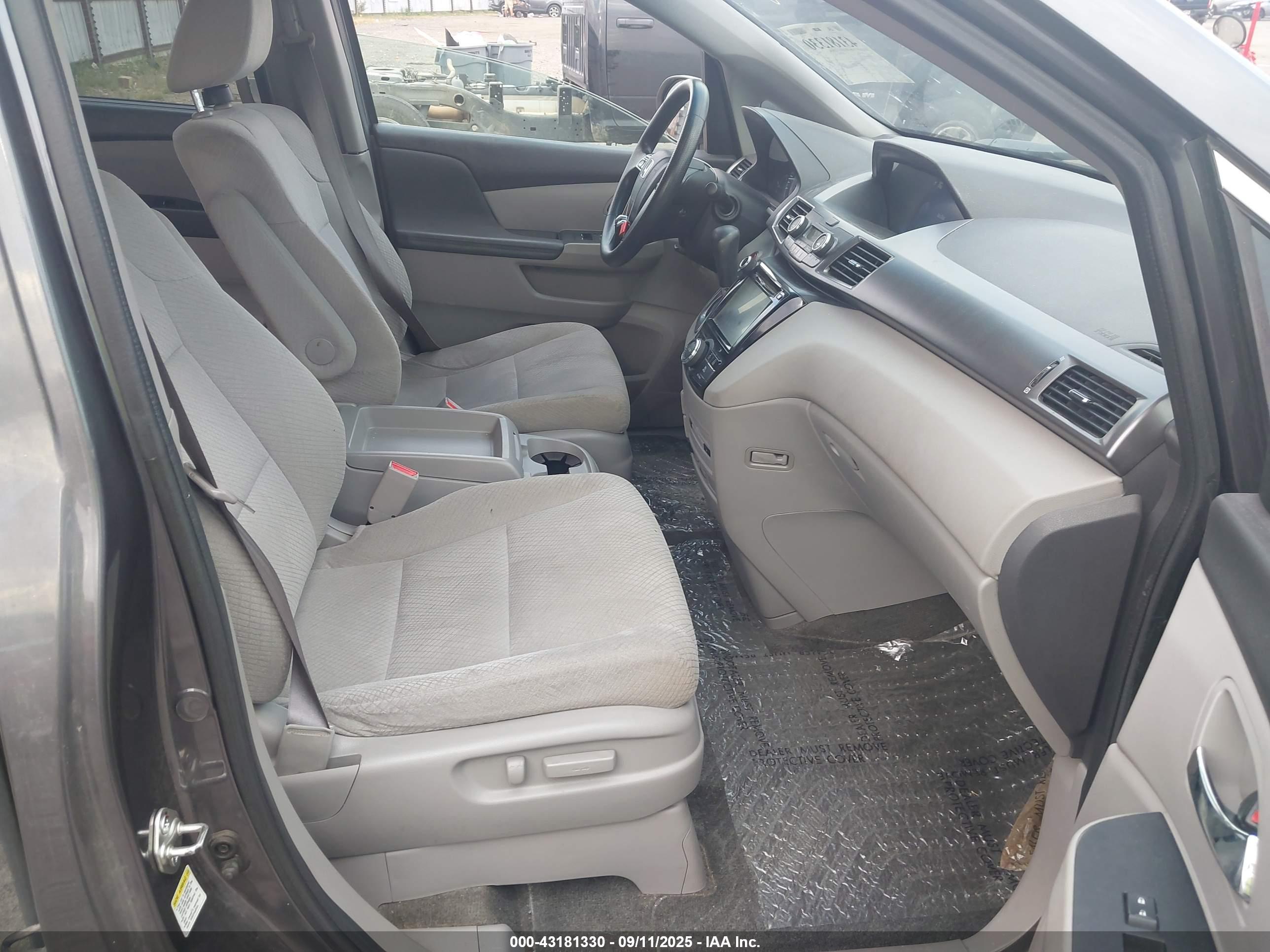 HONDA ODYSSEY image 5
