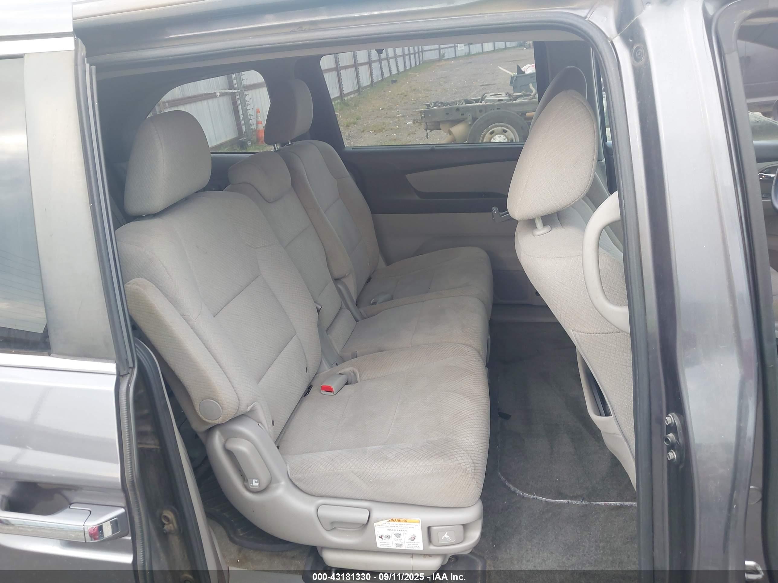 HONDA ODYSSEY image 8