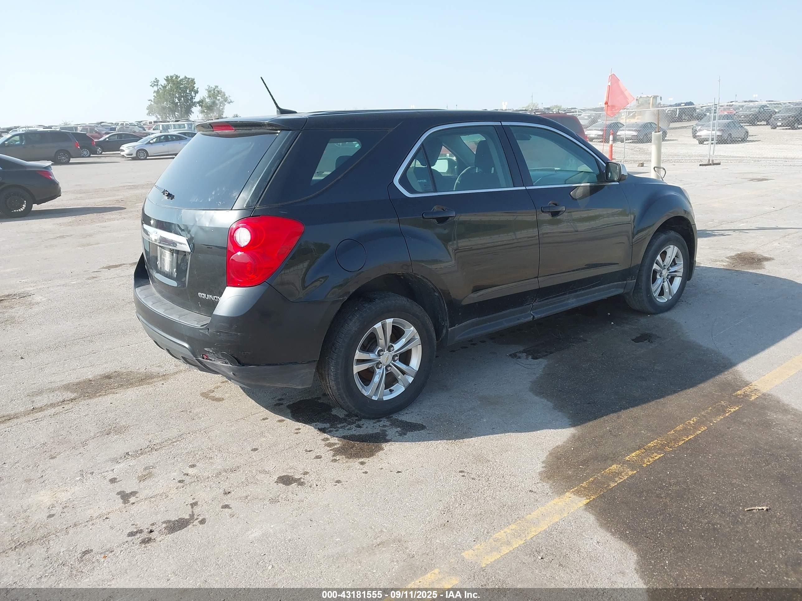 CHEVROLET EQUINOX image 4