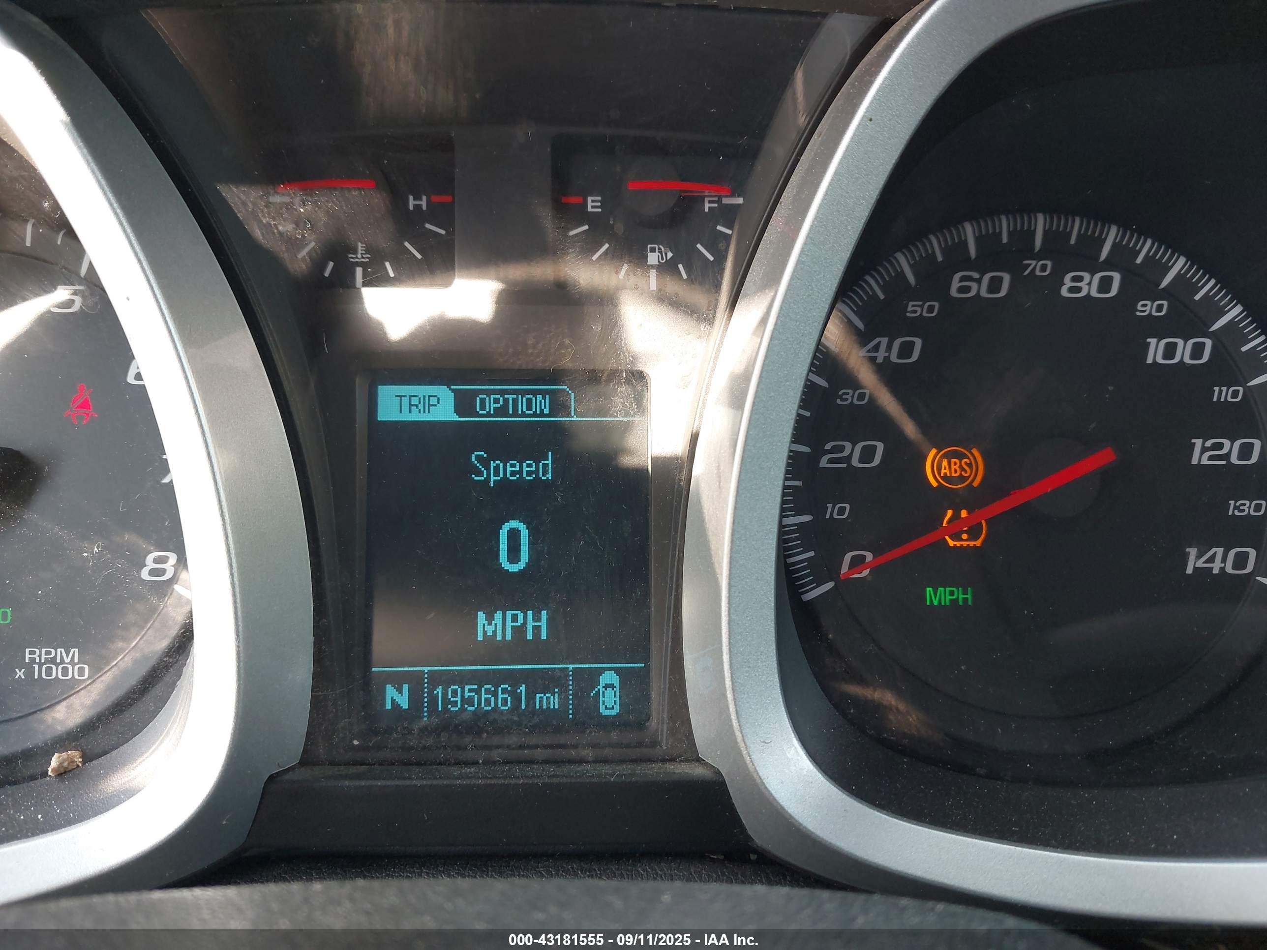 CHEVROLET EQUINOX image 7