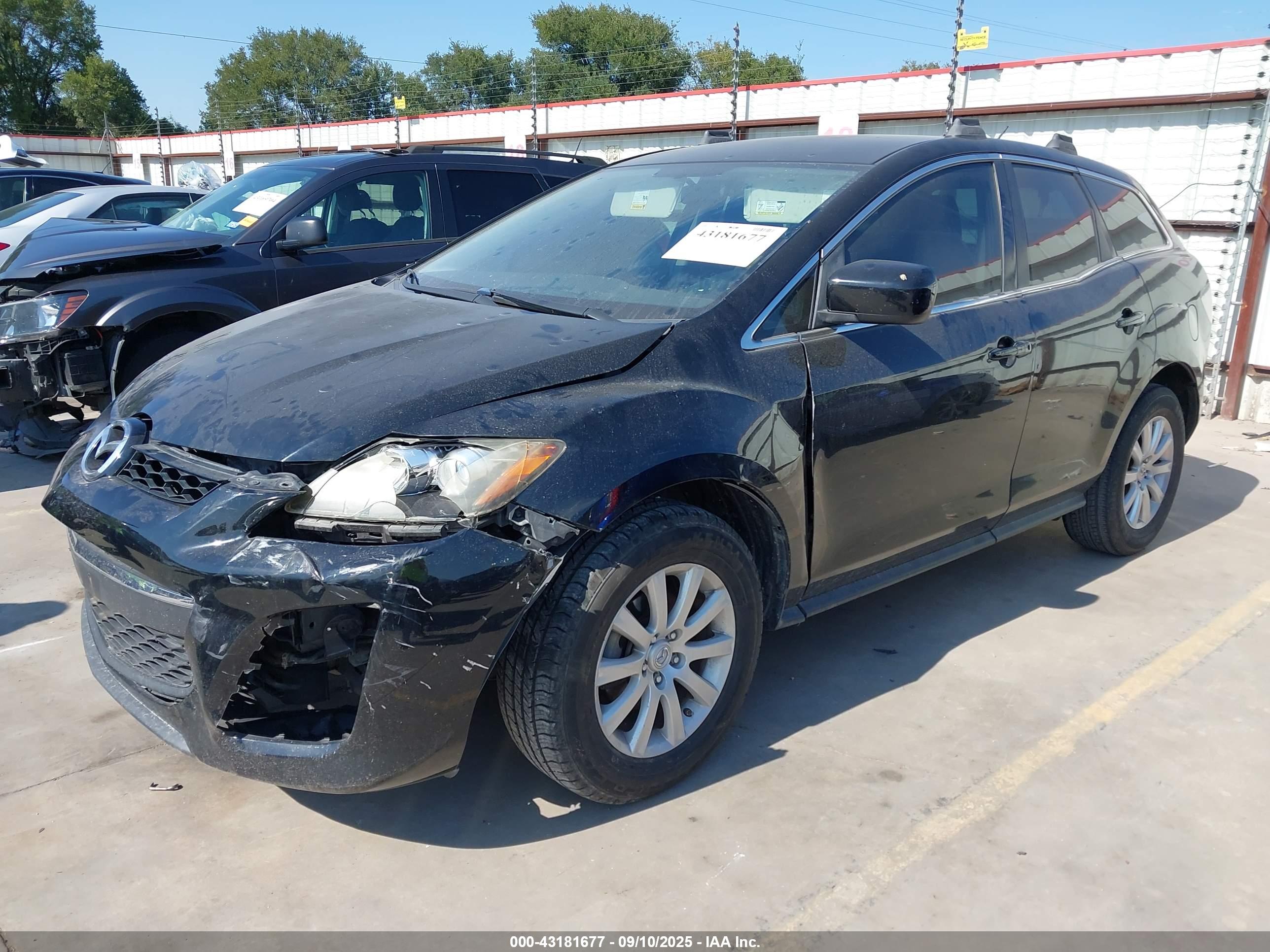 MAZDA CX-7 image 2