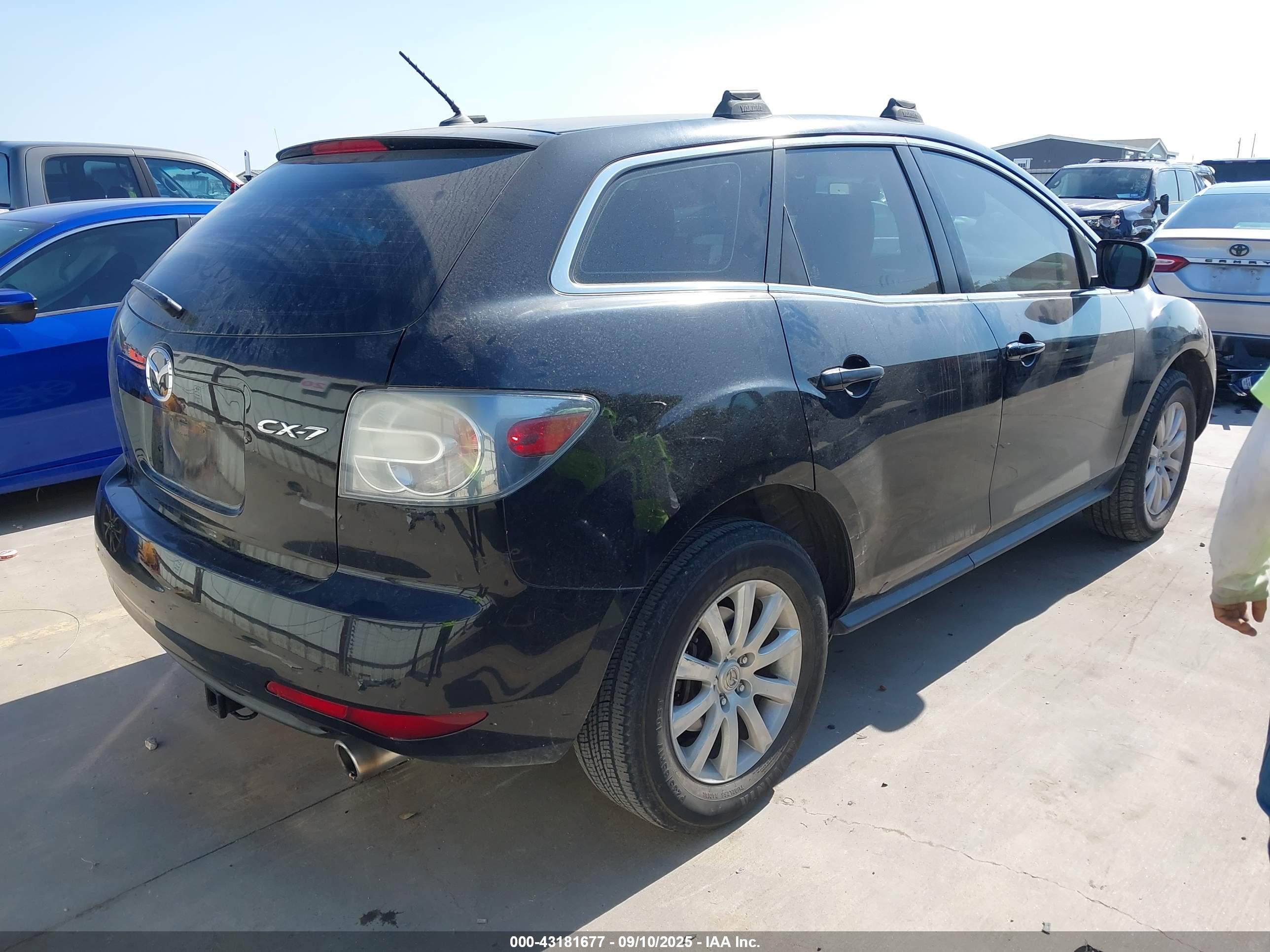 MAZDA CX-7 image 4