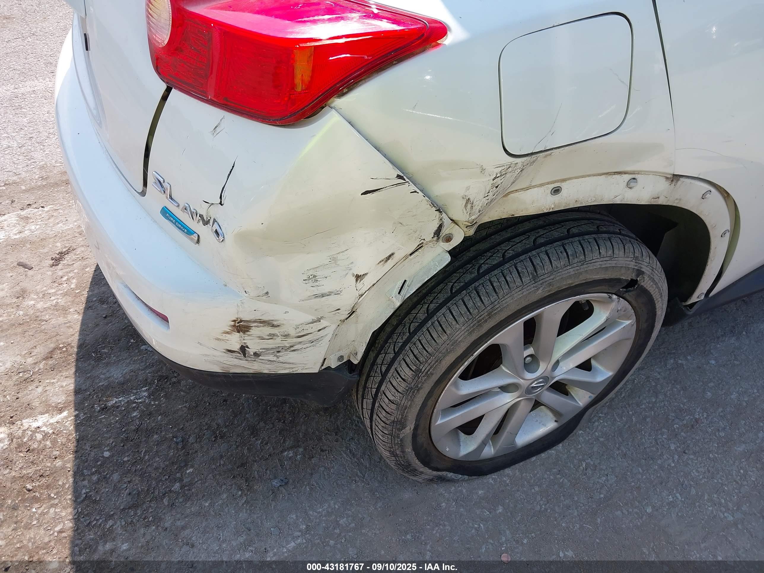 NISSAN JUKE image 6