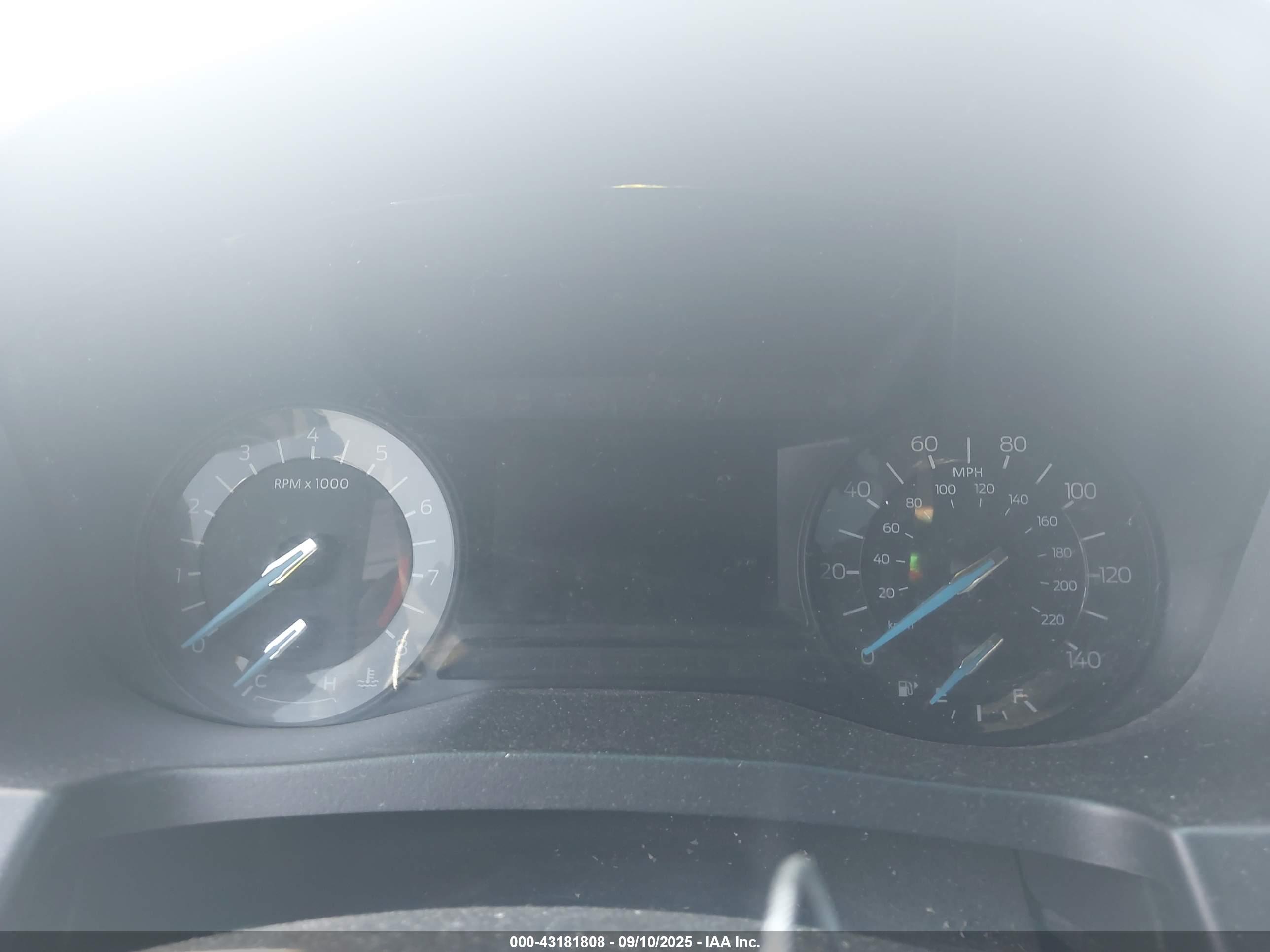 FORD EXPLORER image 7