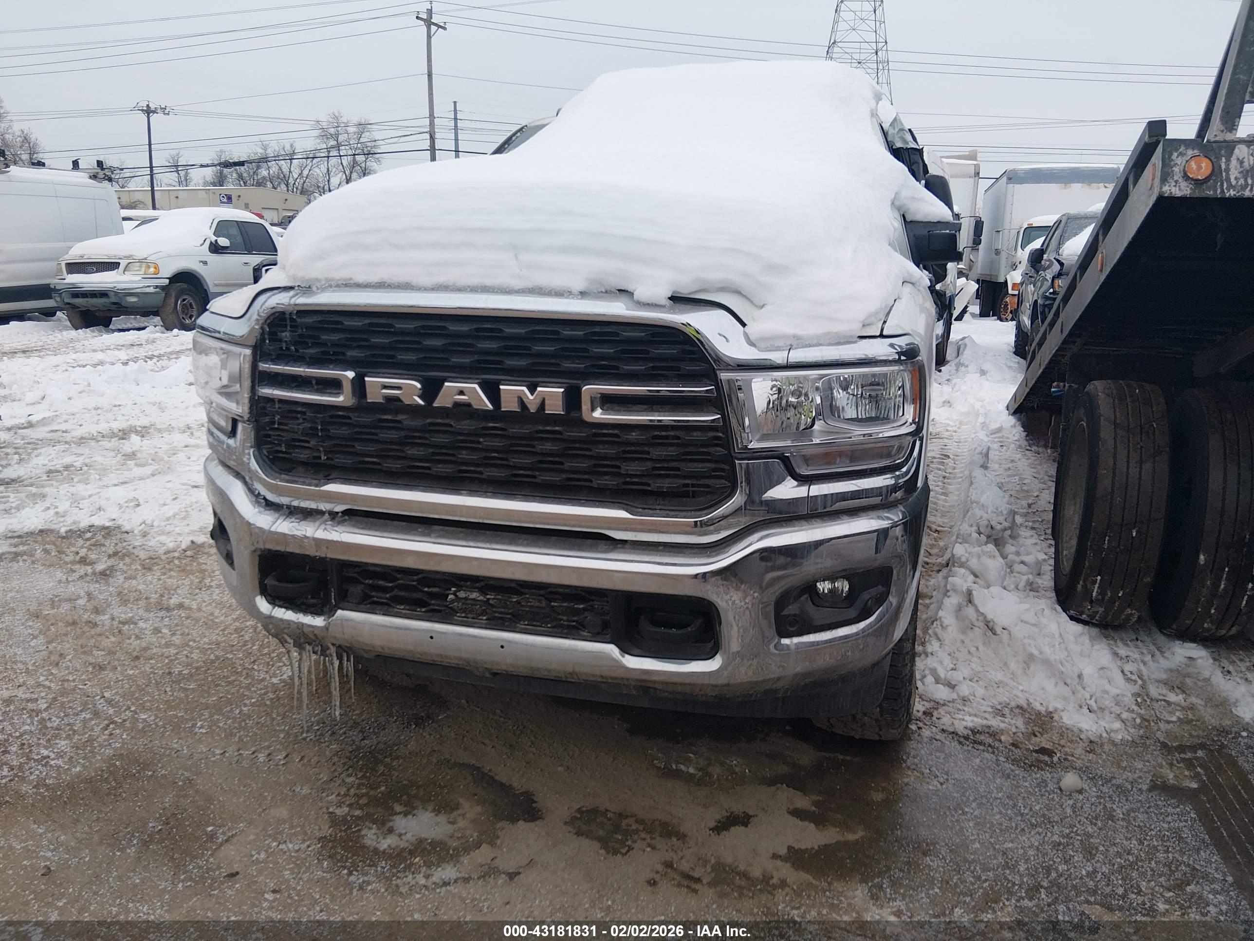 RAM 2500 image 2