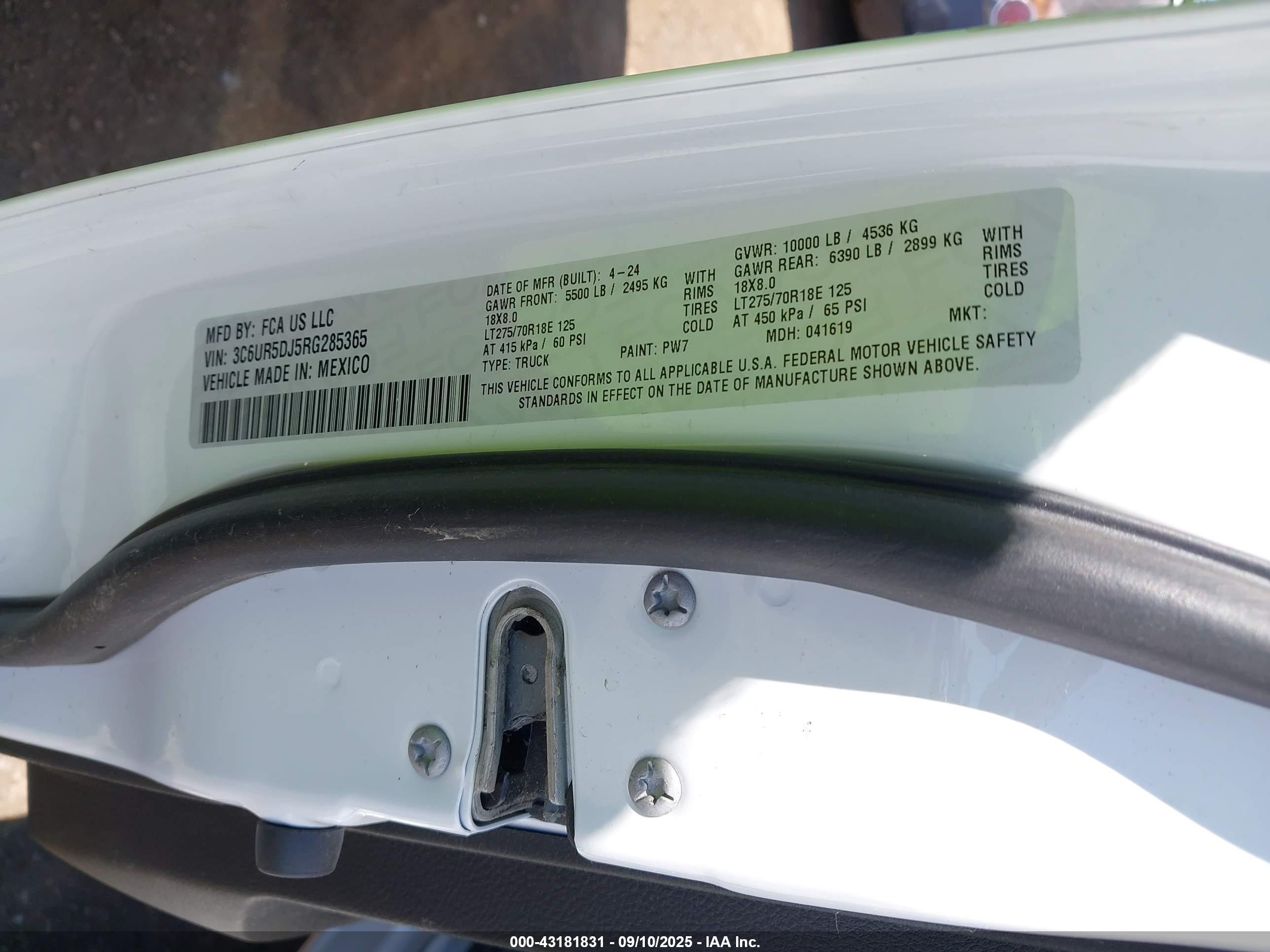 RAM 2500 image 9