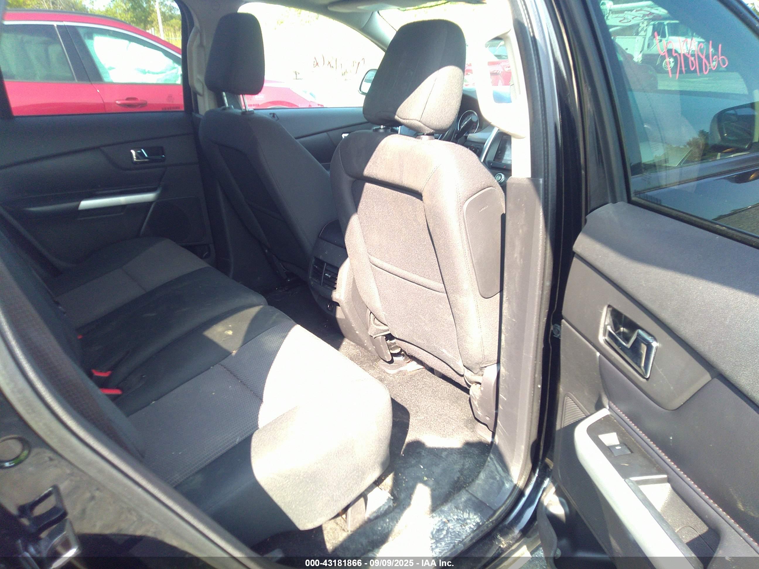 FORD EDGE image 8