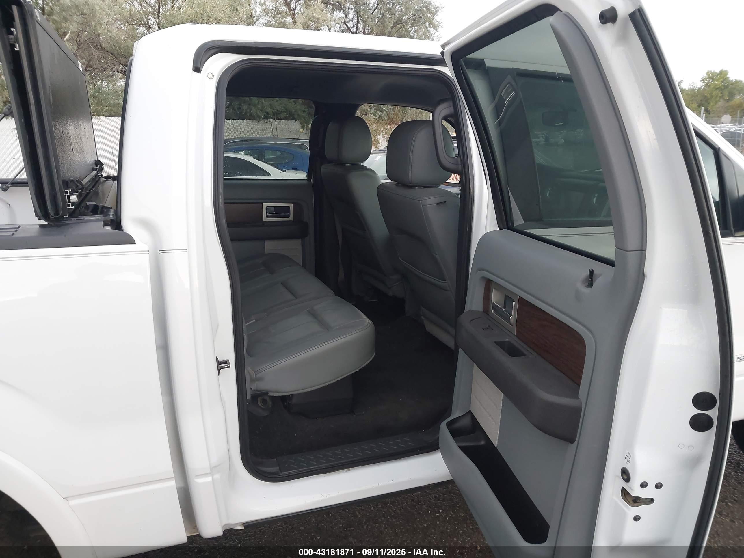 FORD F-150 image 8