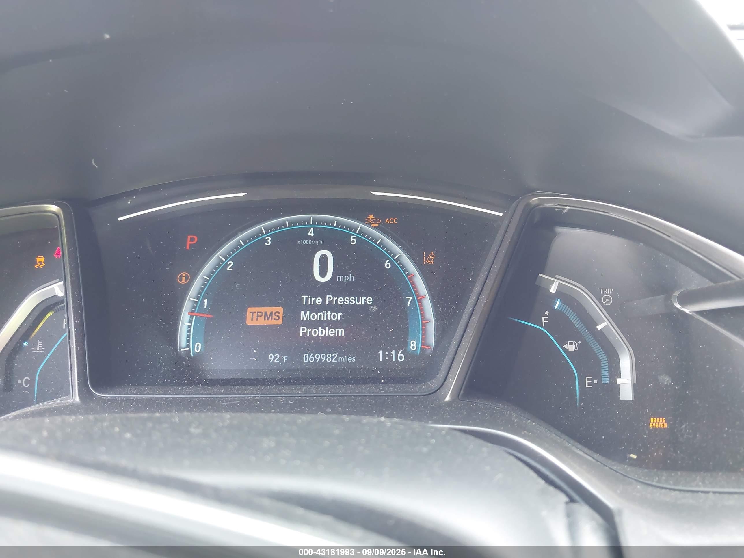 HONDA CIVIC image 7