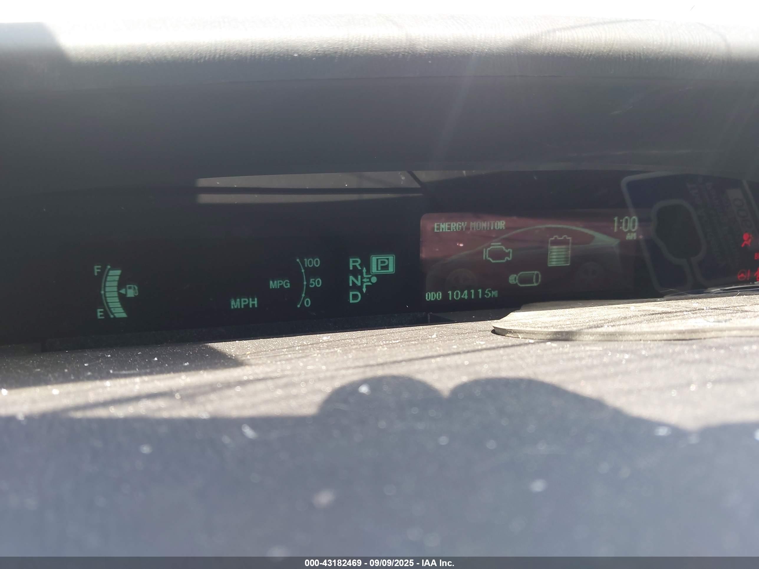 TOYOTA PRIUS image 7