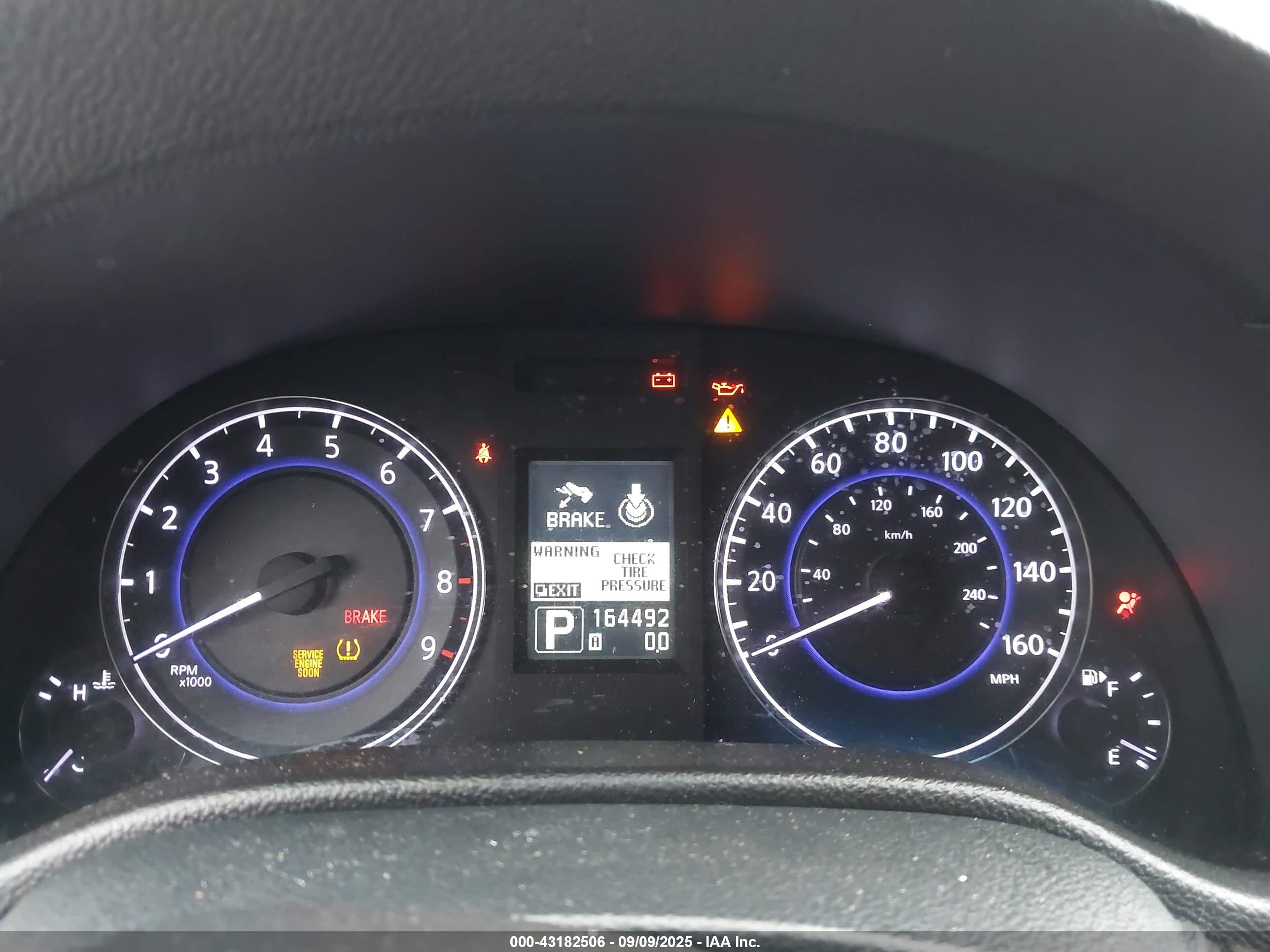 INFINITI G37X image 7