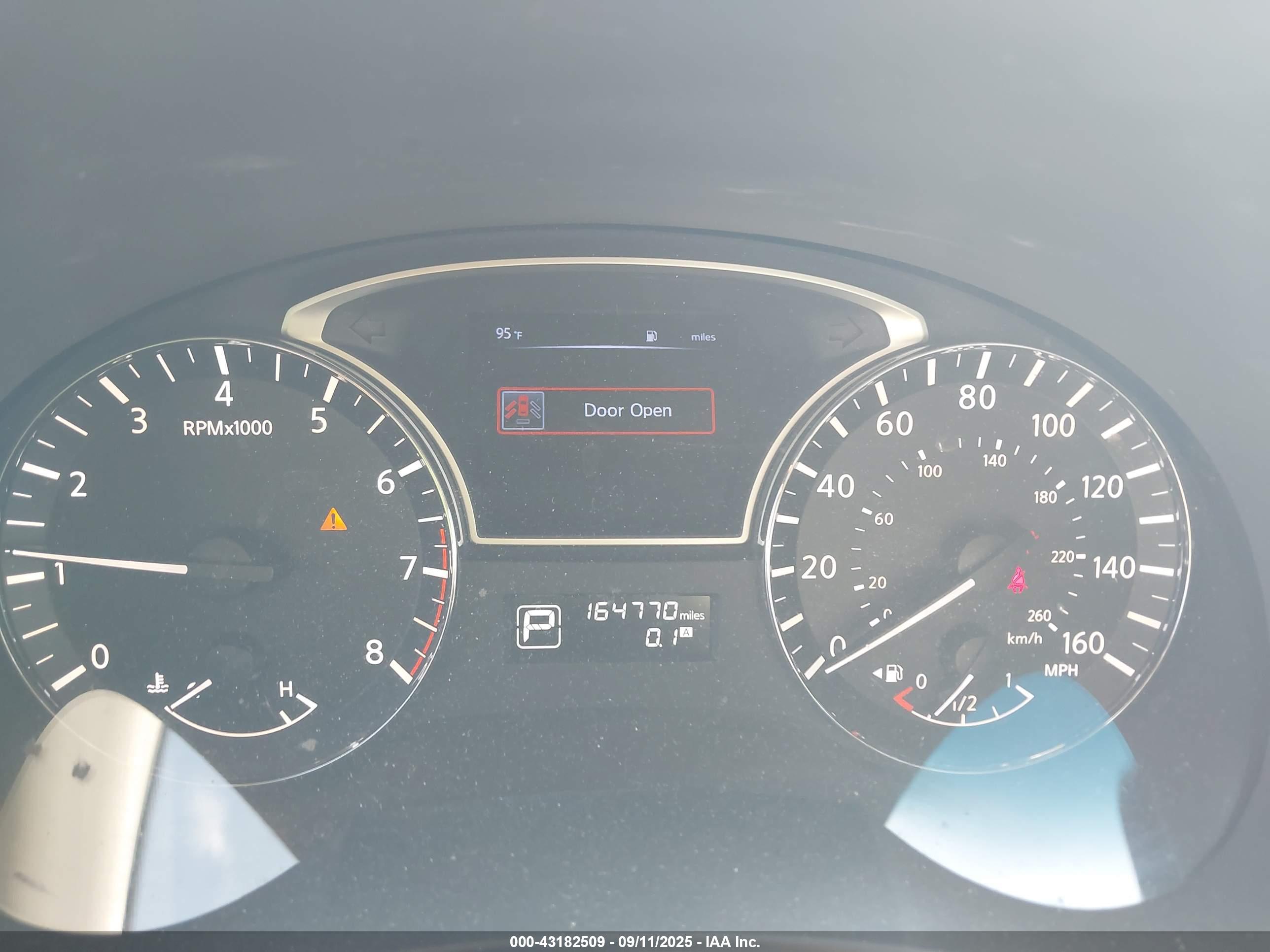 NISSAN ALTIMA image 7