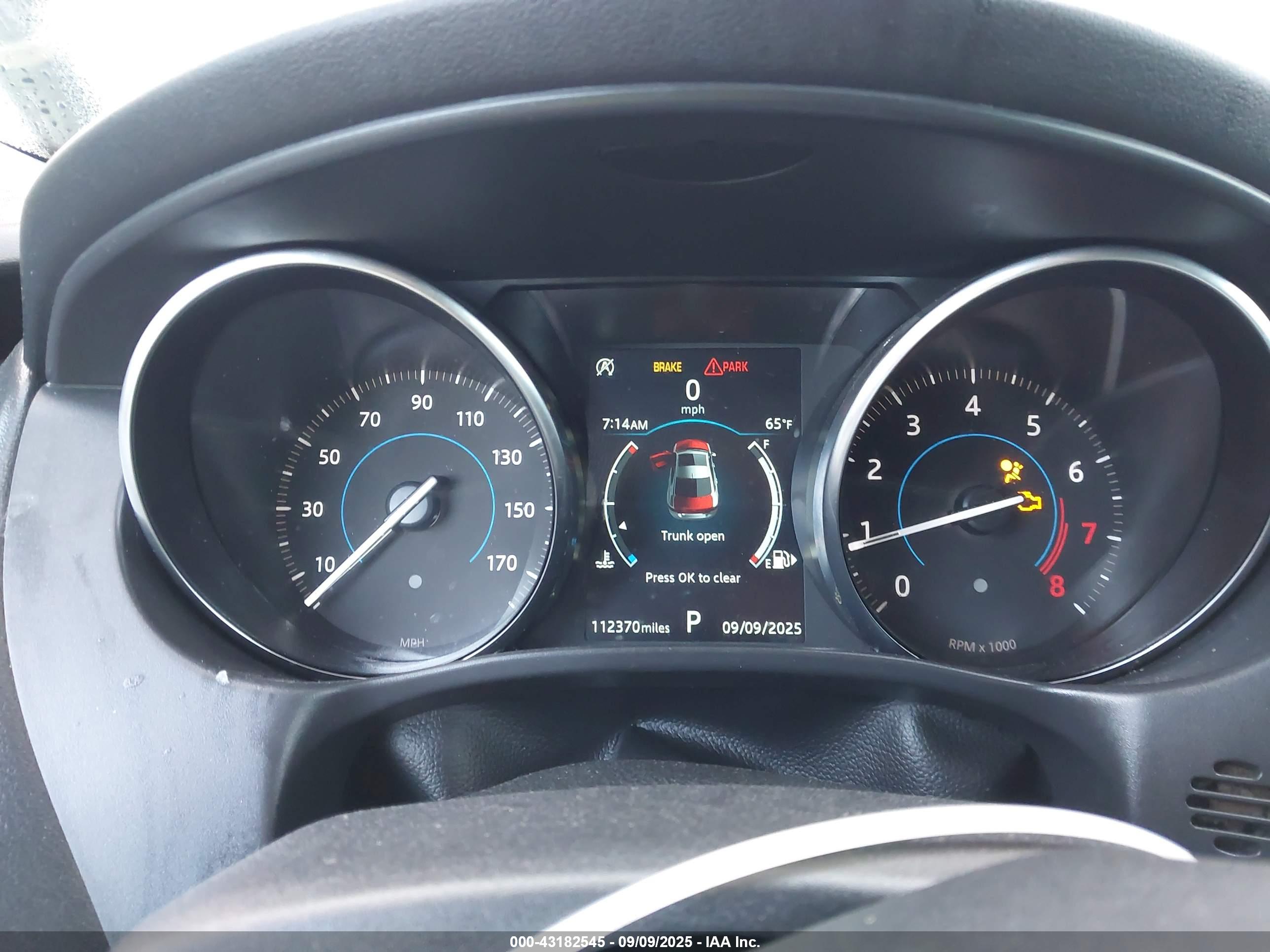 JAGUAR XE image 7