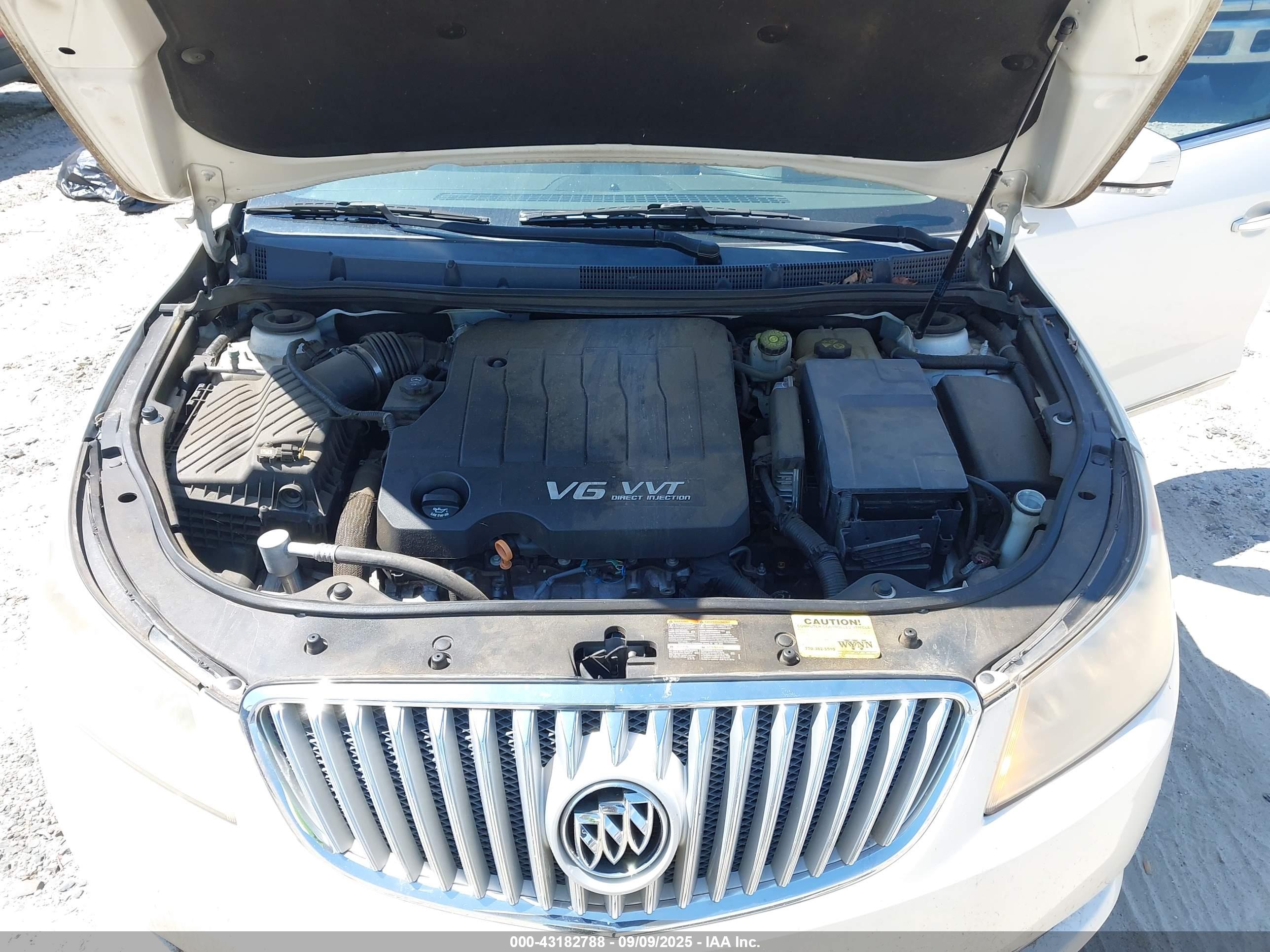 BUICK LACROSSE image 10