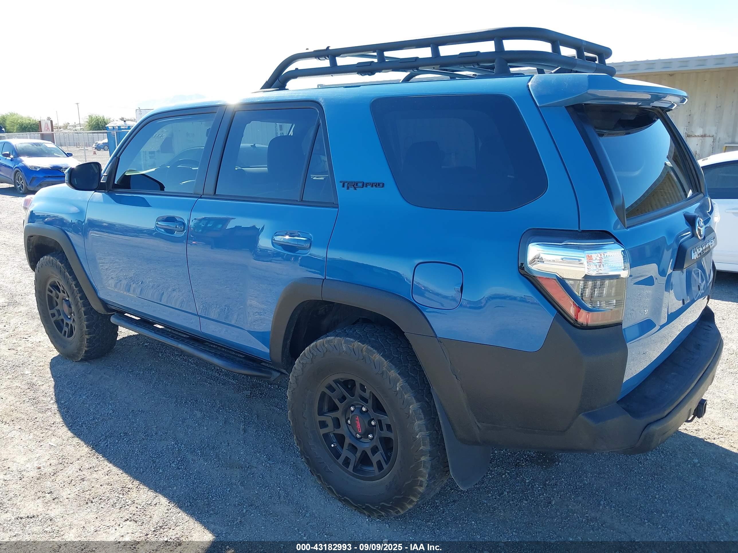 TOYOTA 4RUNNER image 3