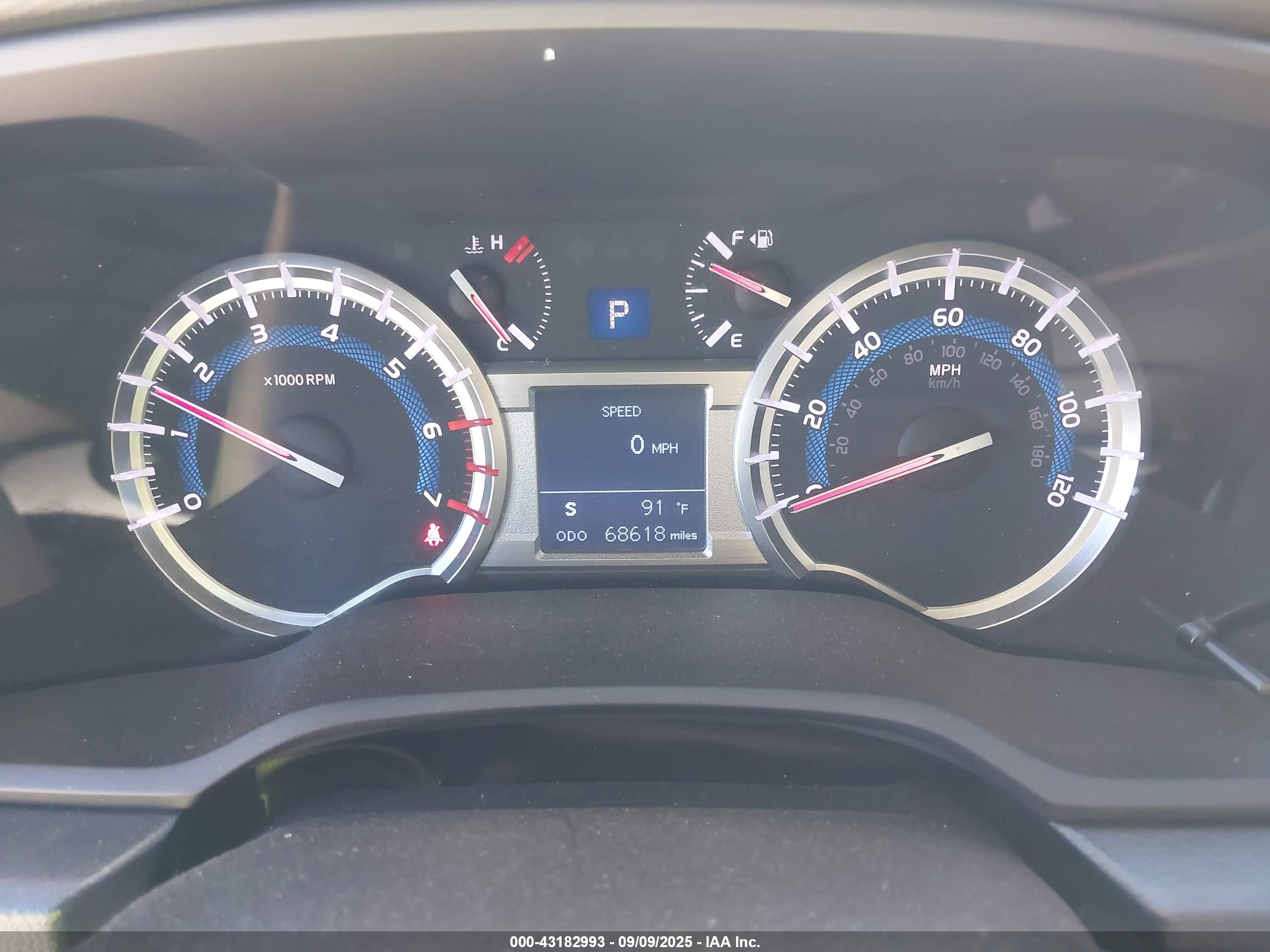 TOYOTA 4RUNNER image 7