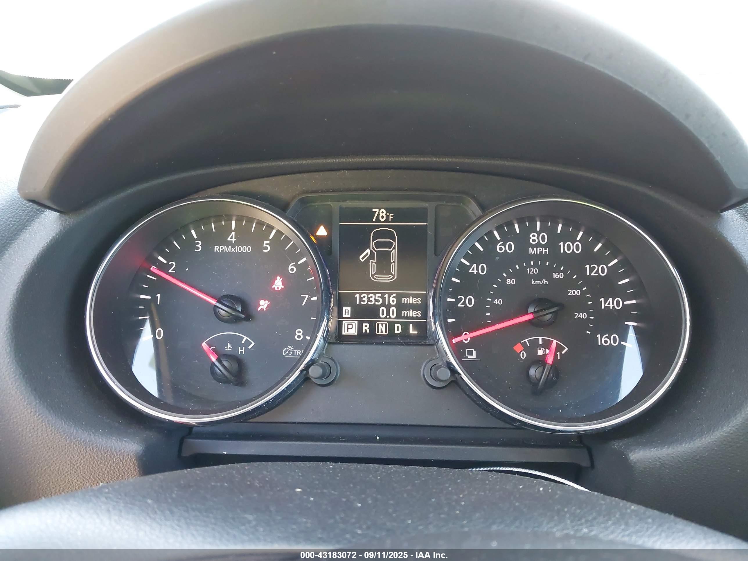 NISSAN ROGUE image 7