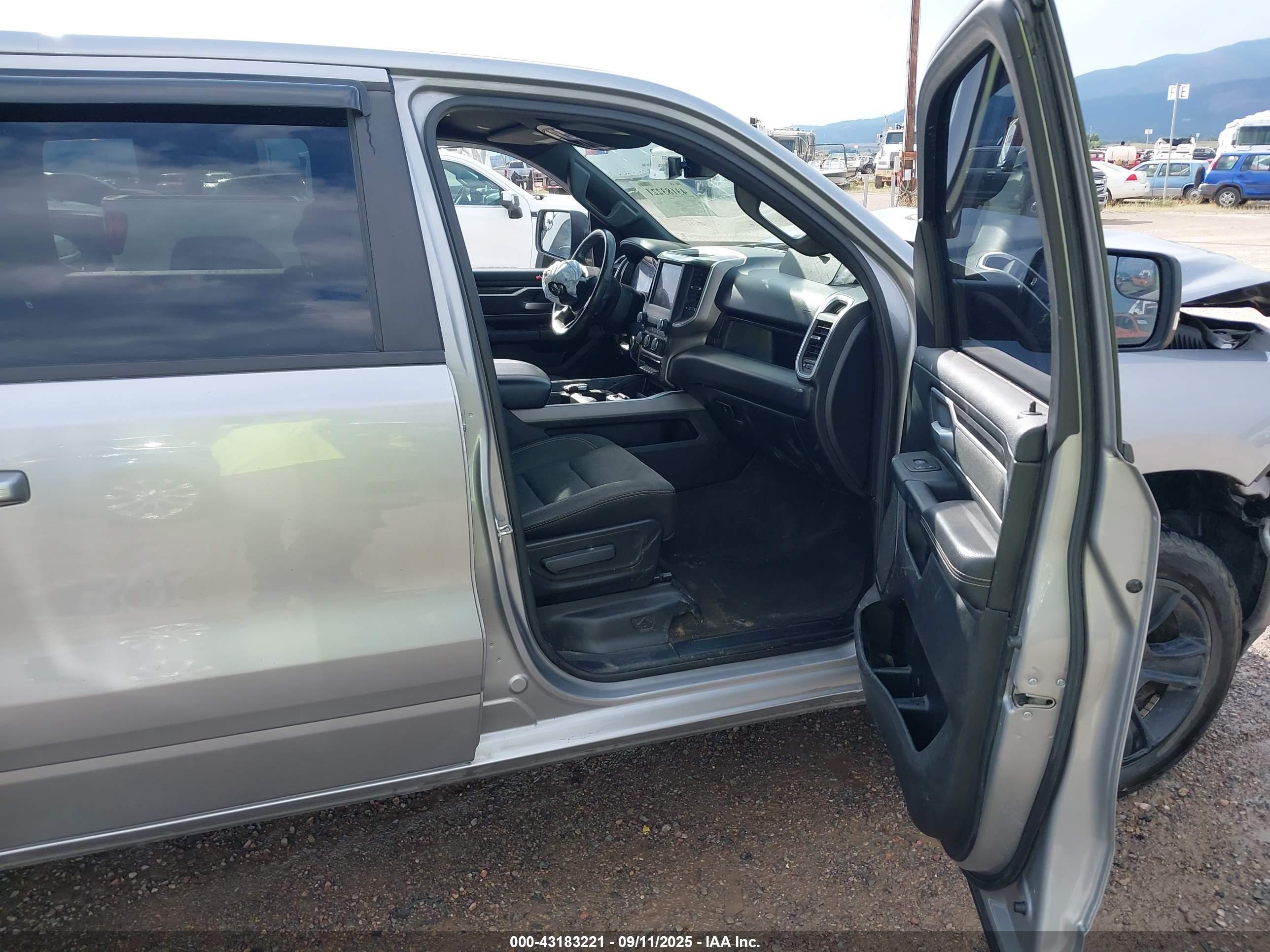 RAM 1500 image 5
