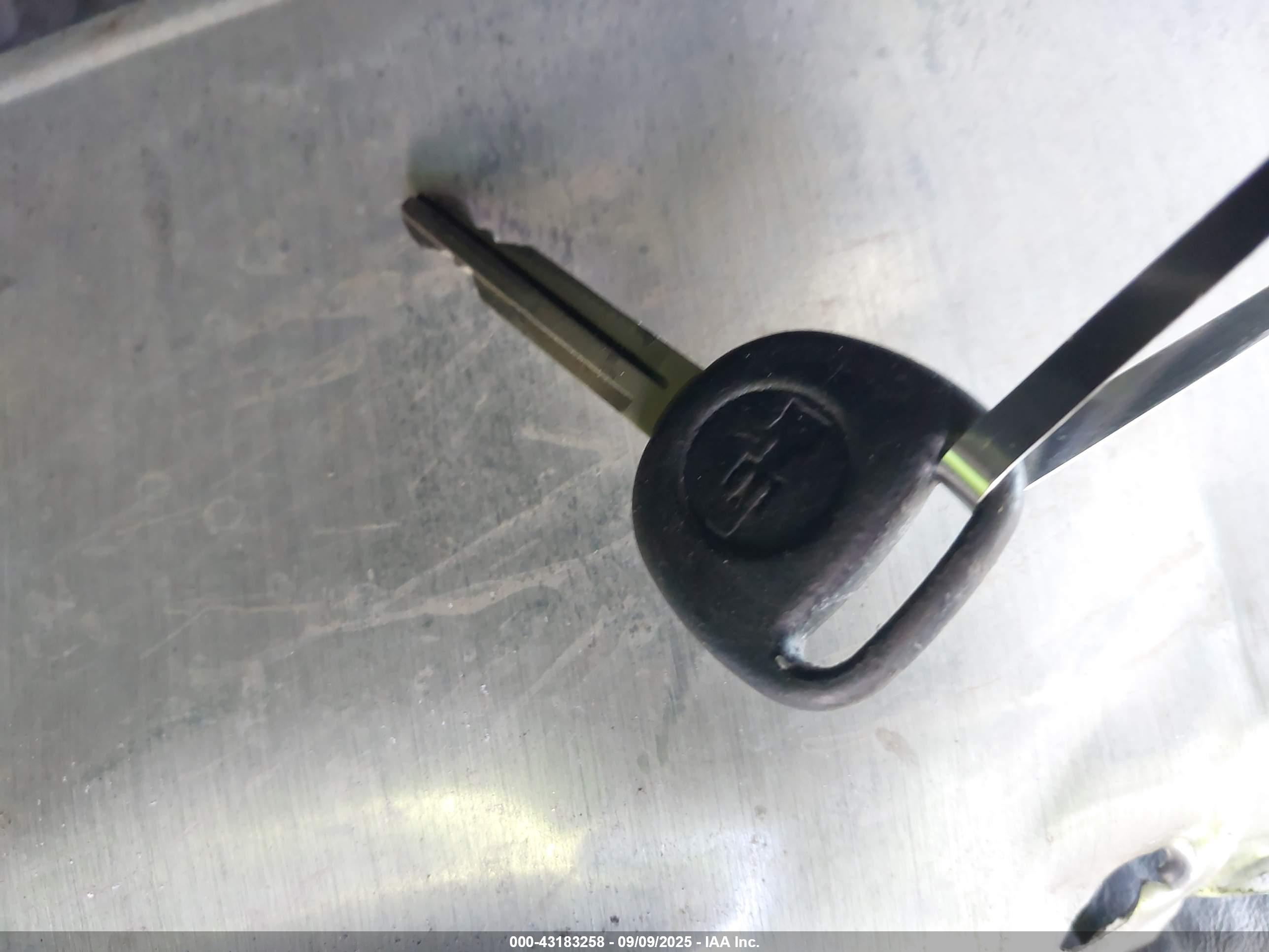 HUMMER H3 image 11