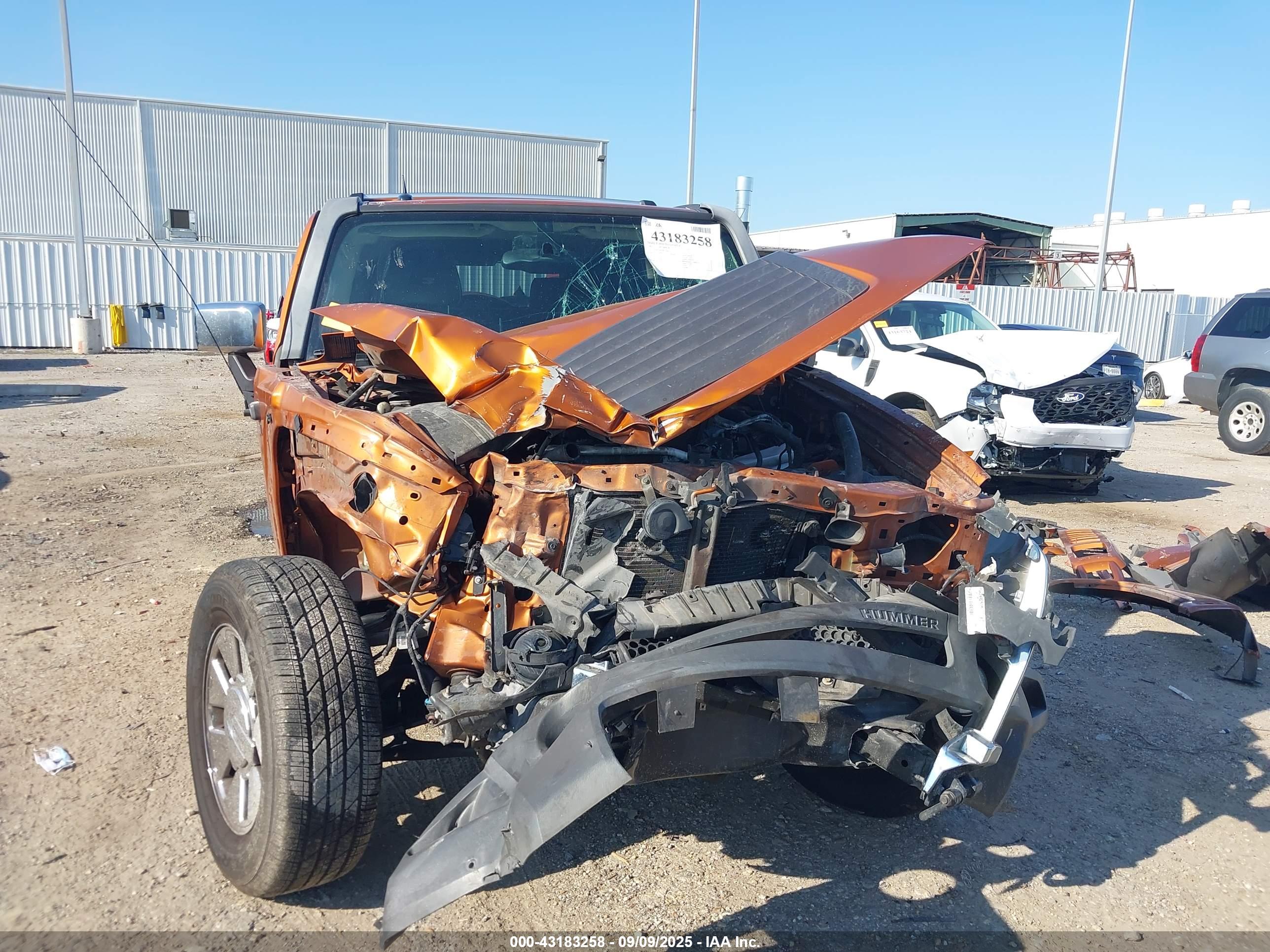 HUMMER H3 image 6