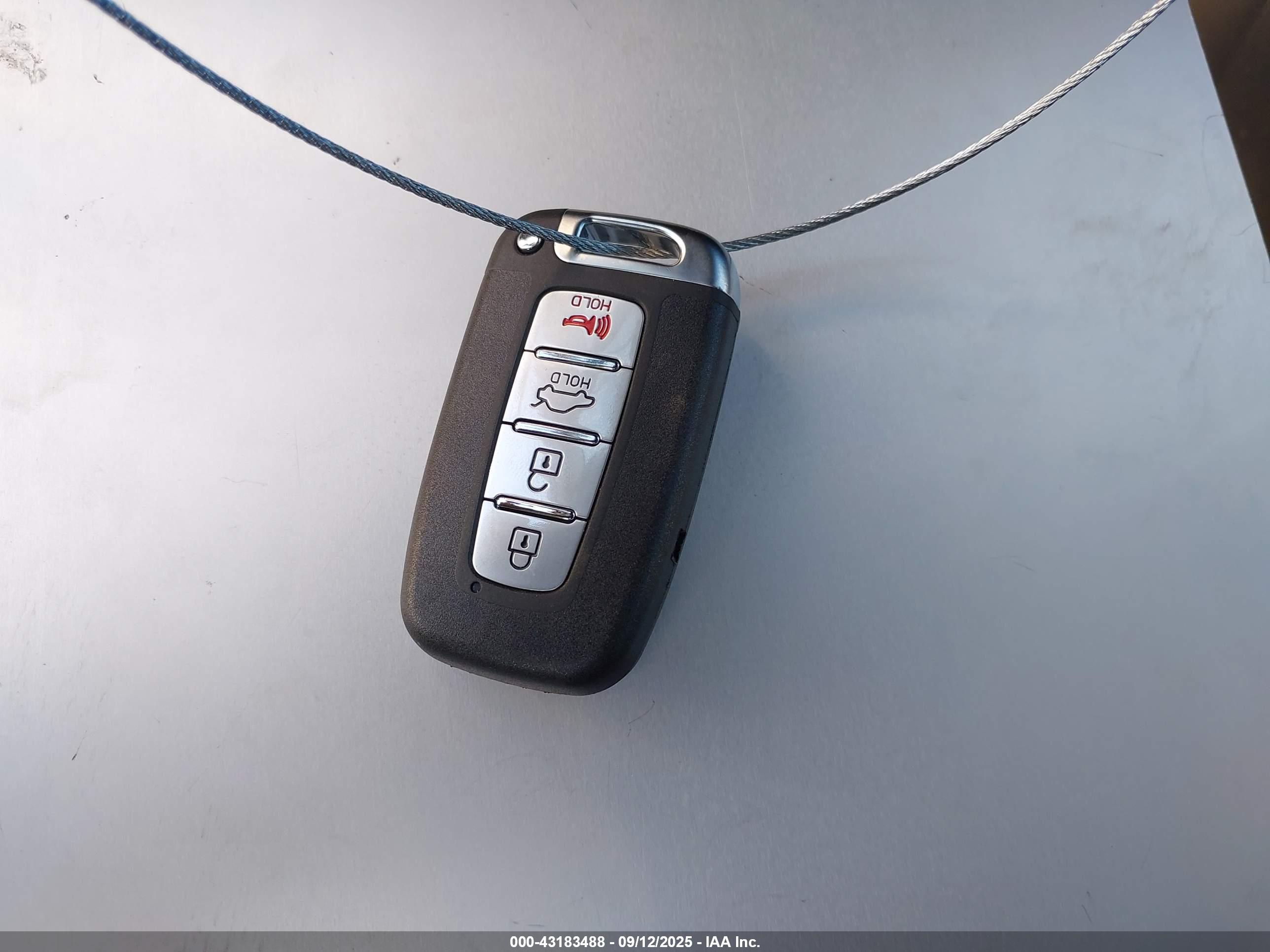 KIA SPORTAGE image 11