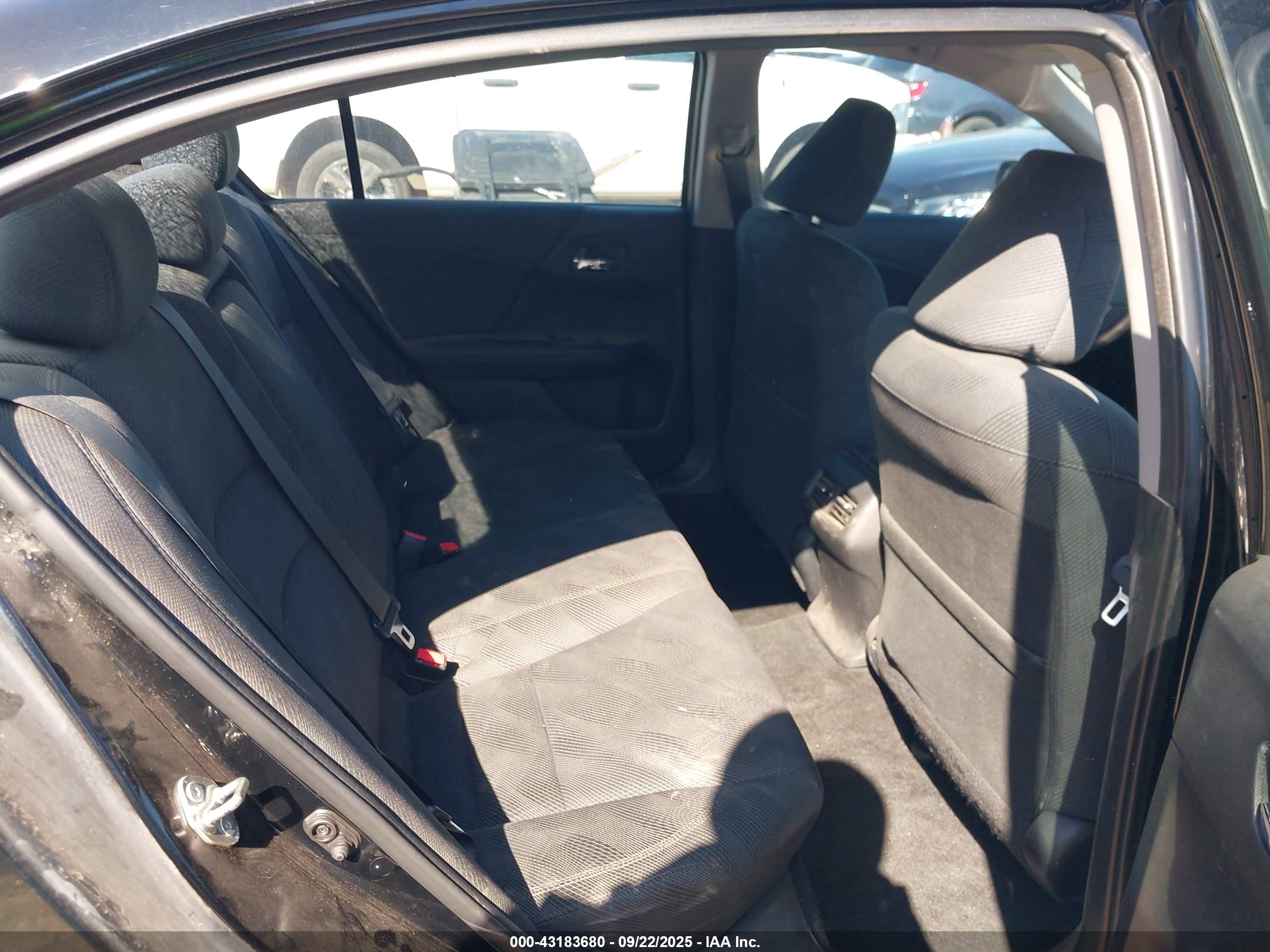 HONDA ACCORD image 8