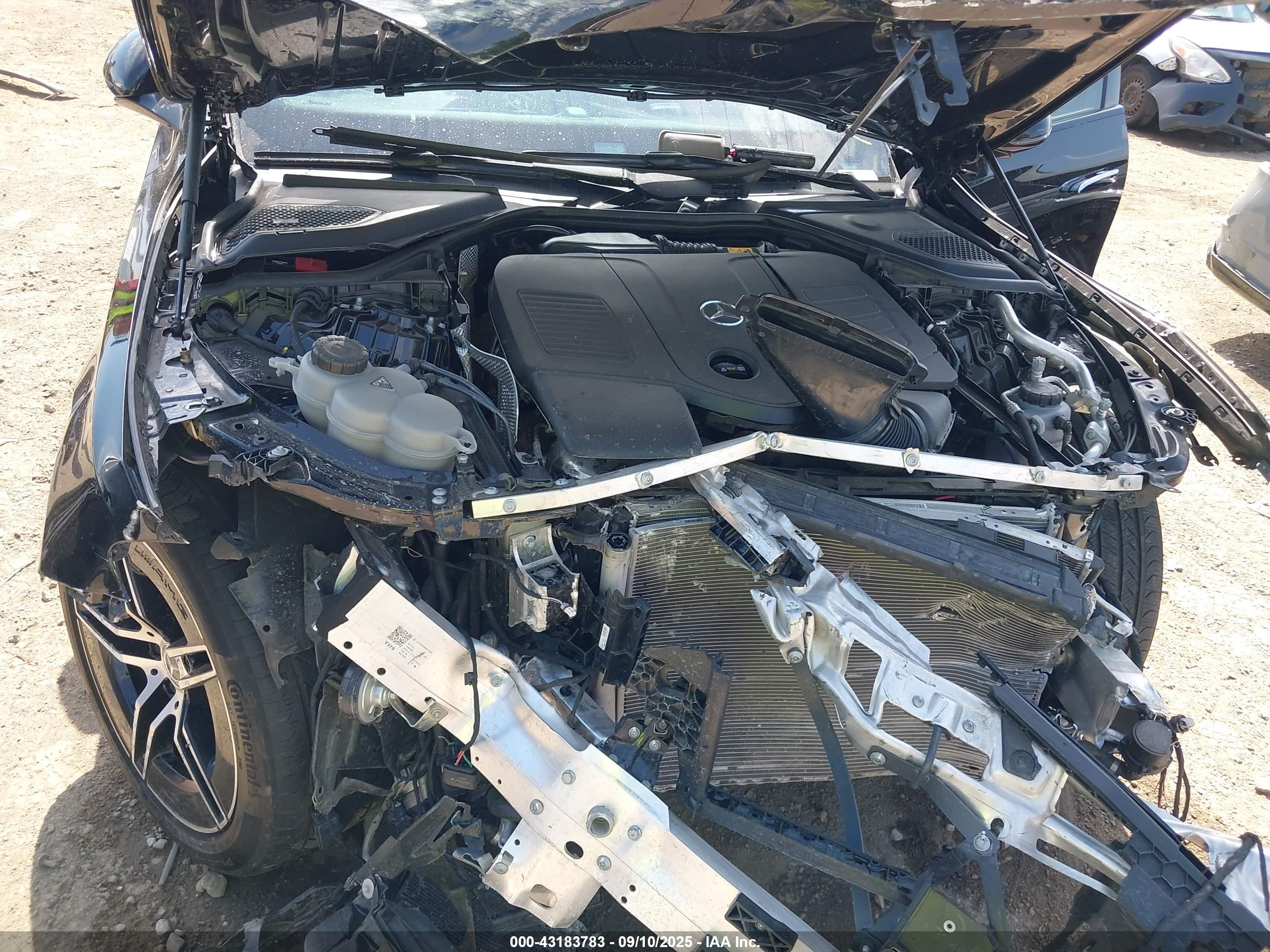 MERCEDES-BENZ E image 10