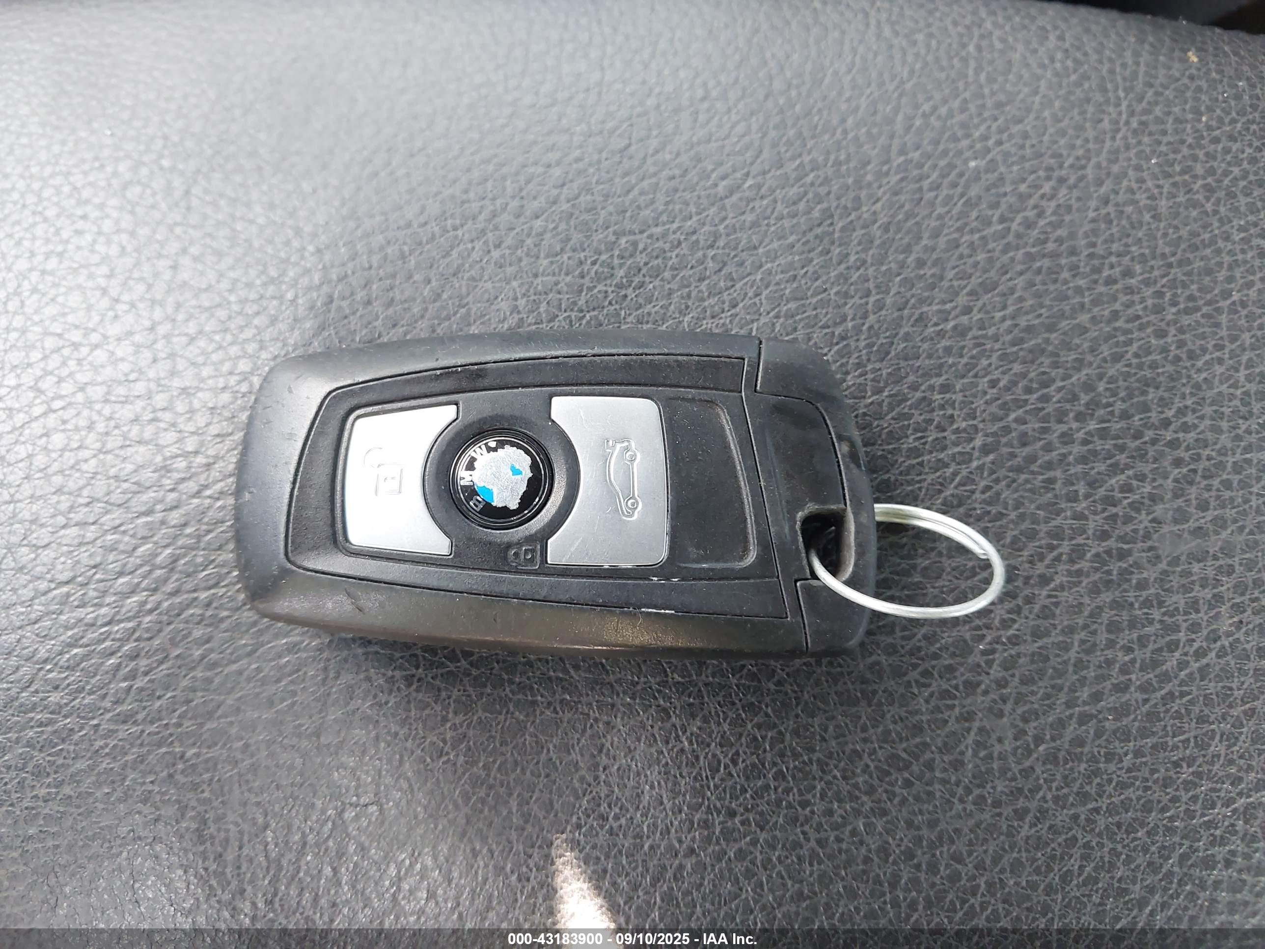 BMW 328I image 11