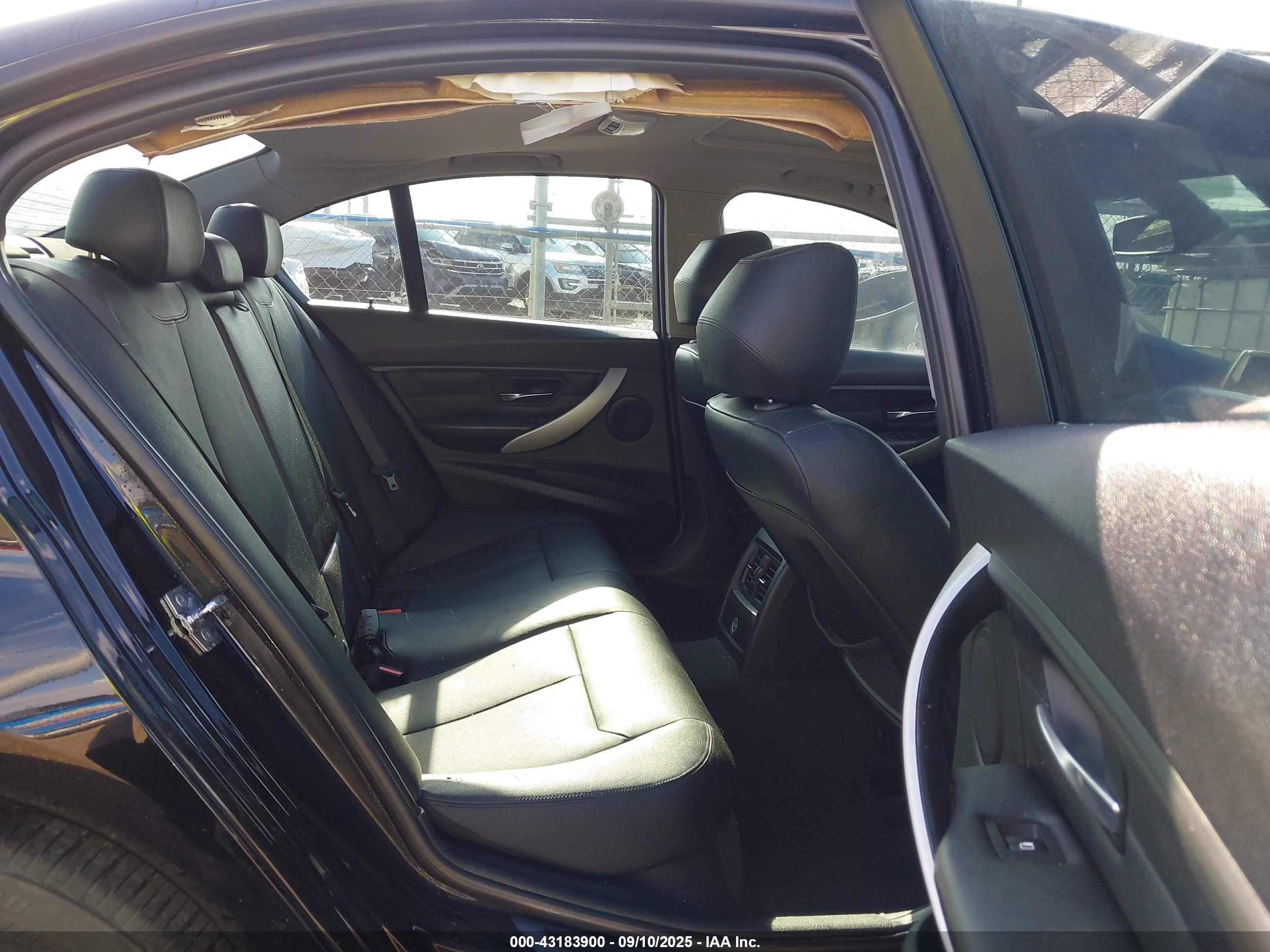 BMW 328I image 8
