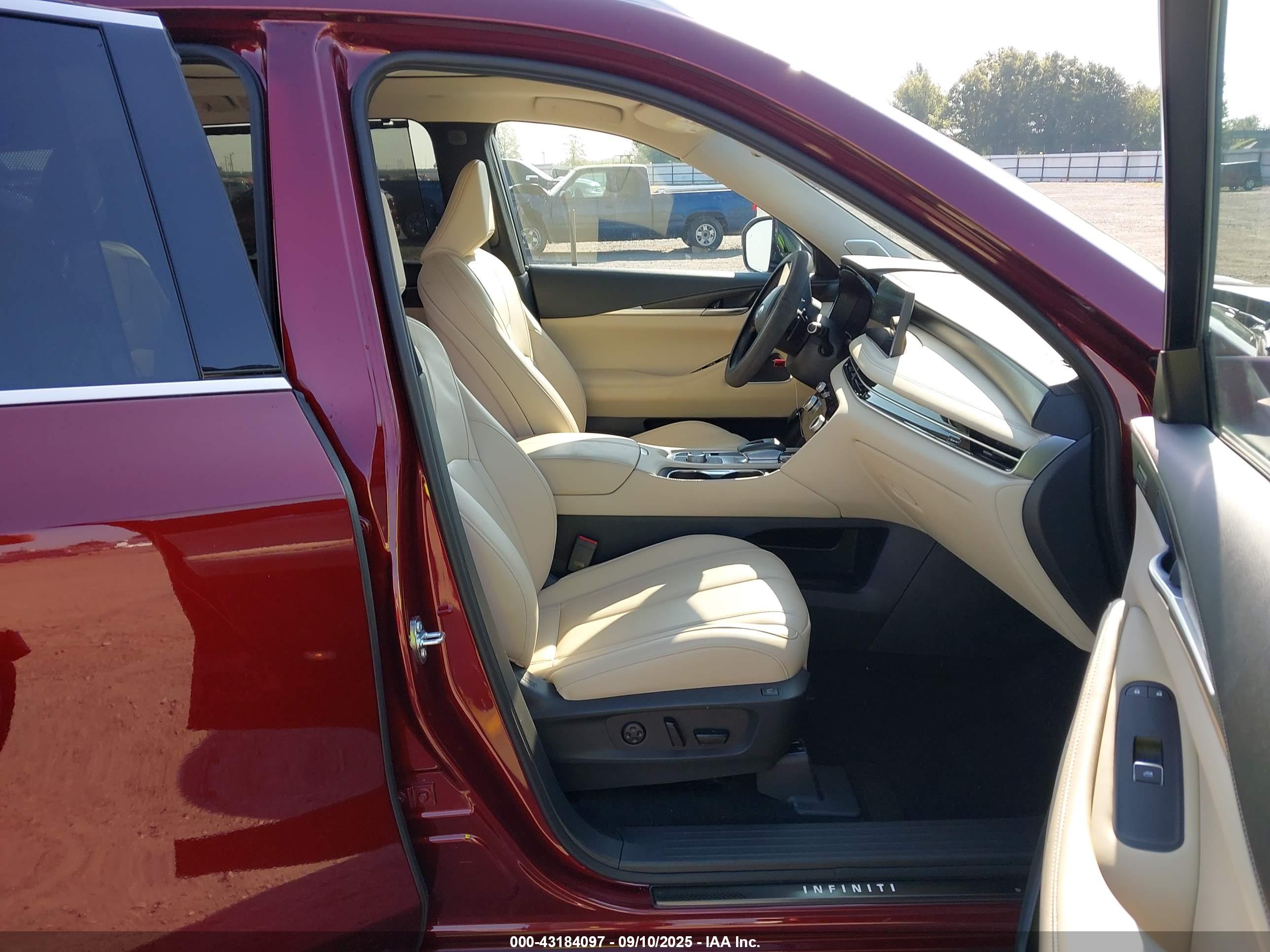 INFINITI QX60 image 5