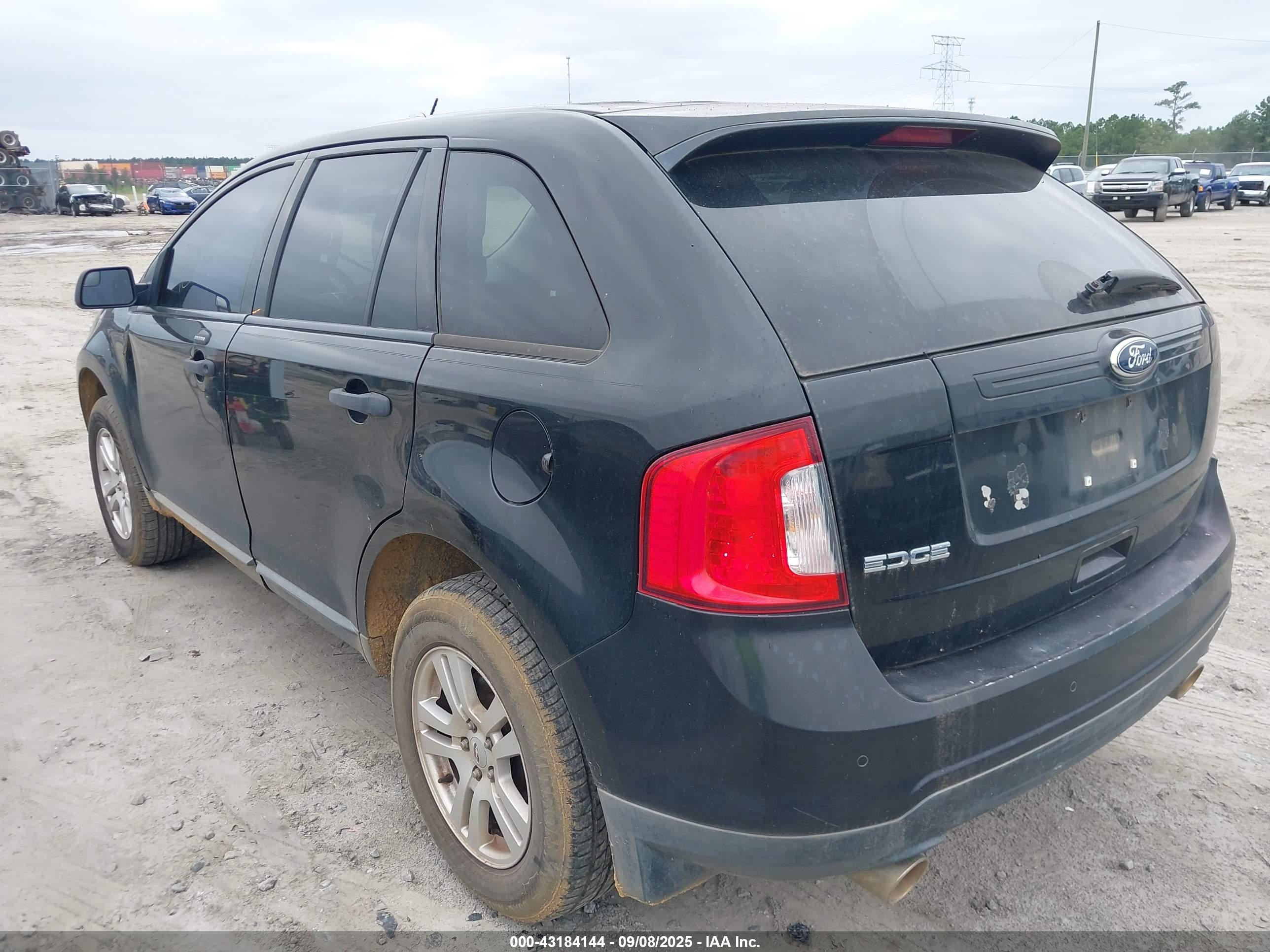 FORD EDGE image 3