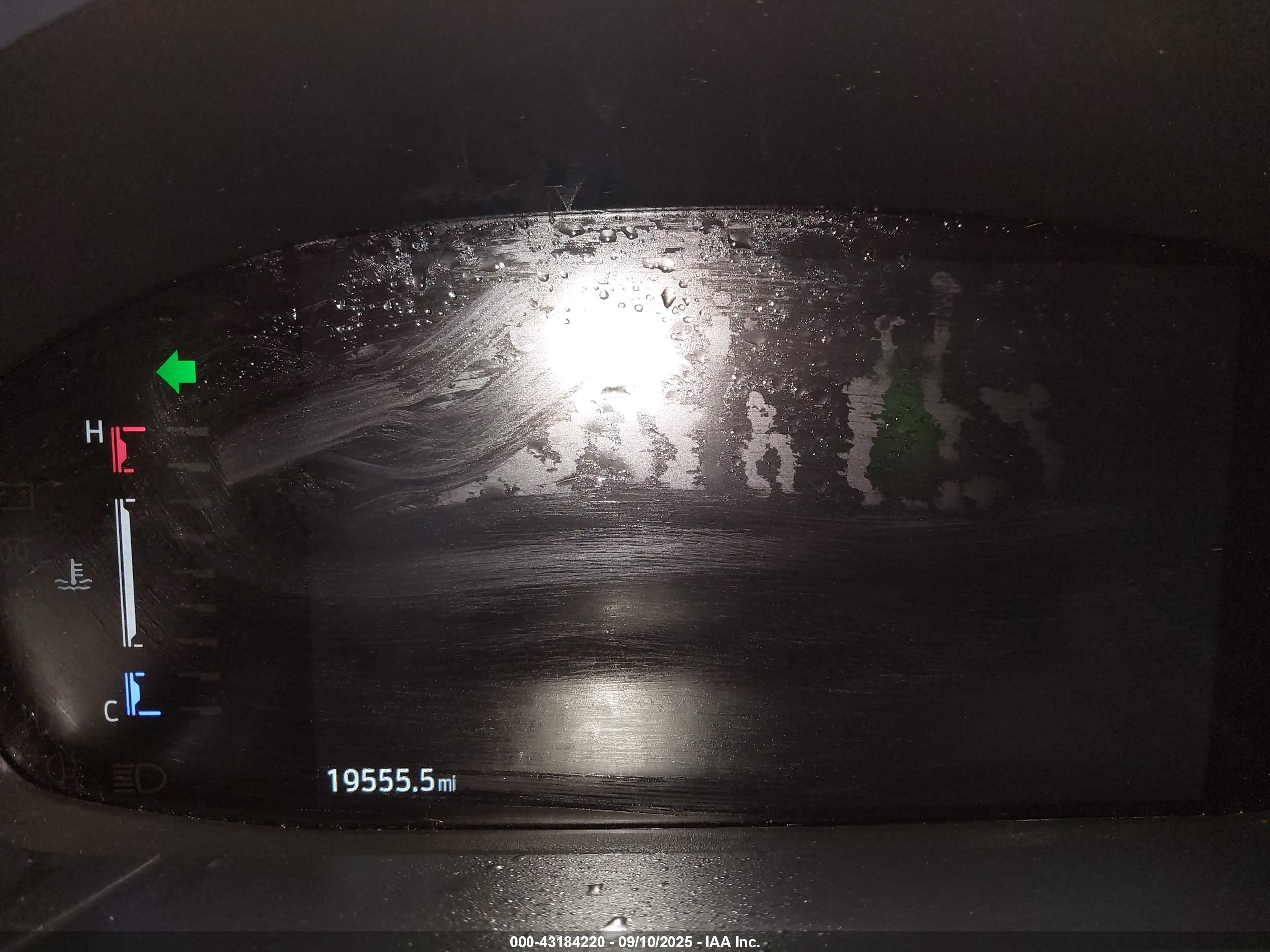 FORD ESCAPE image 7