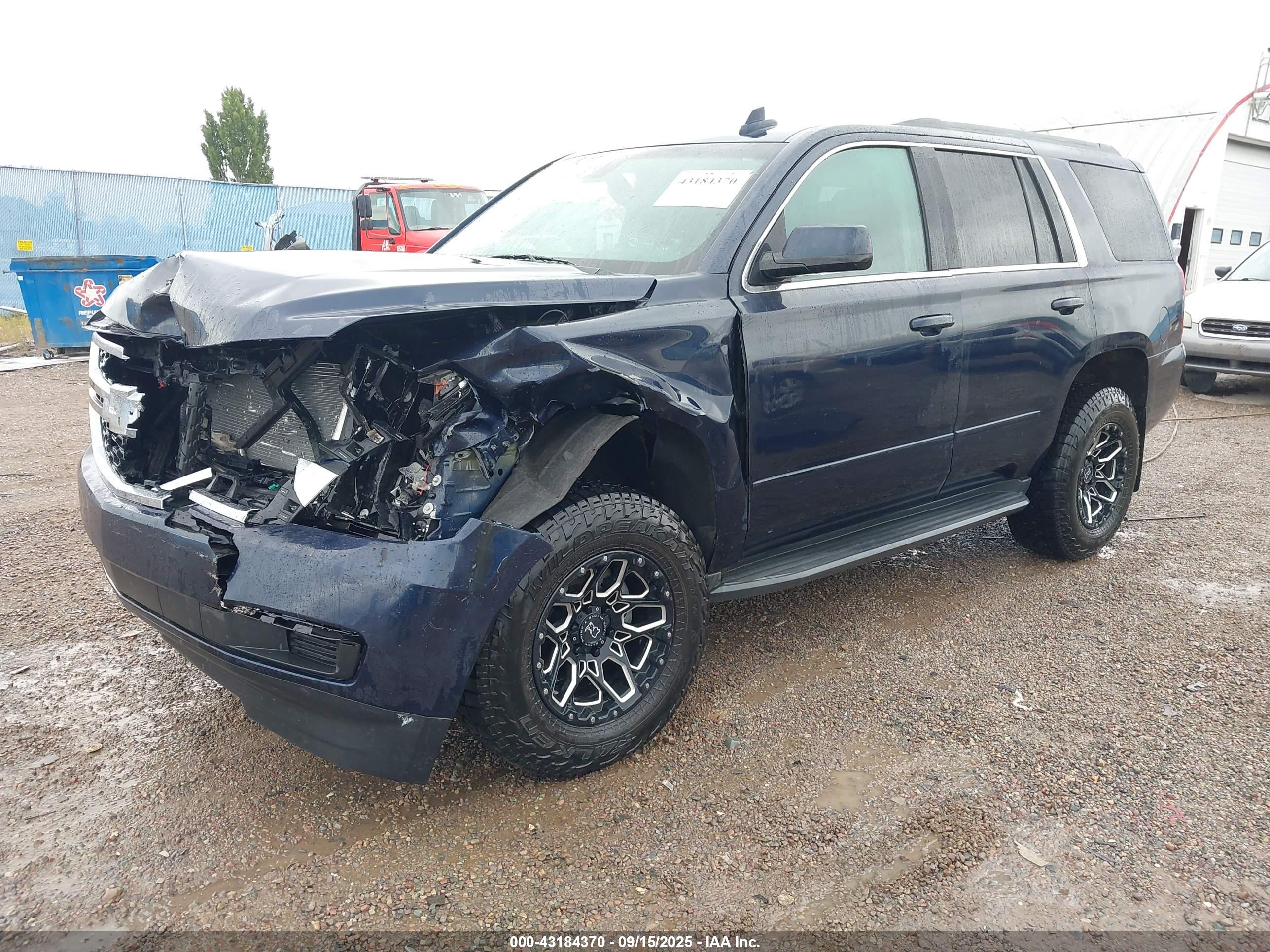 CHEVROLET TAHOE image 2