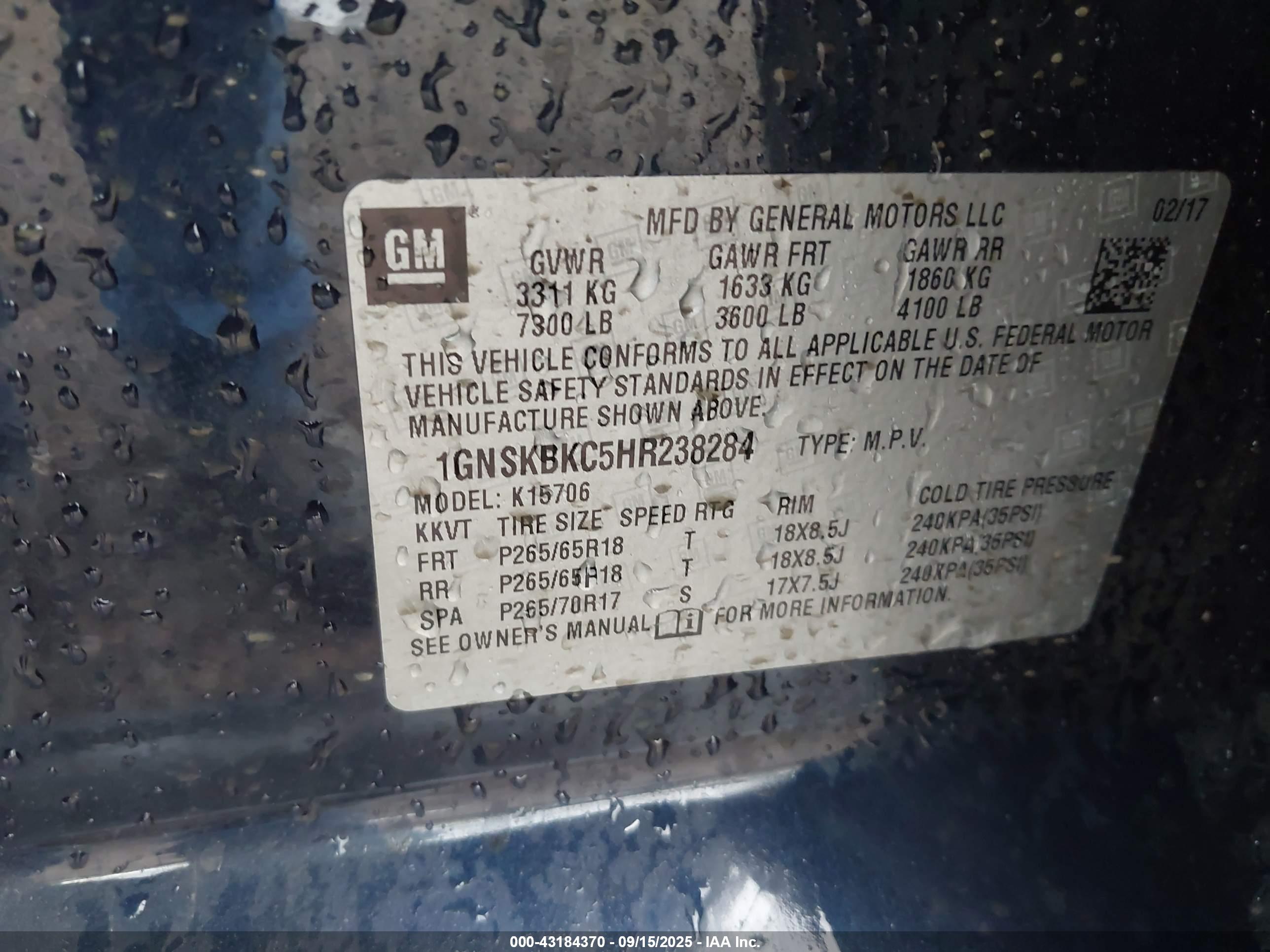 CHEVROLET TAHOE image 9