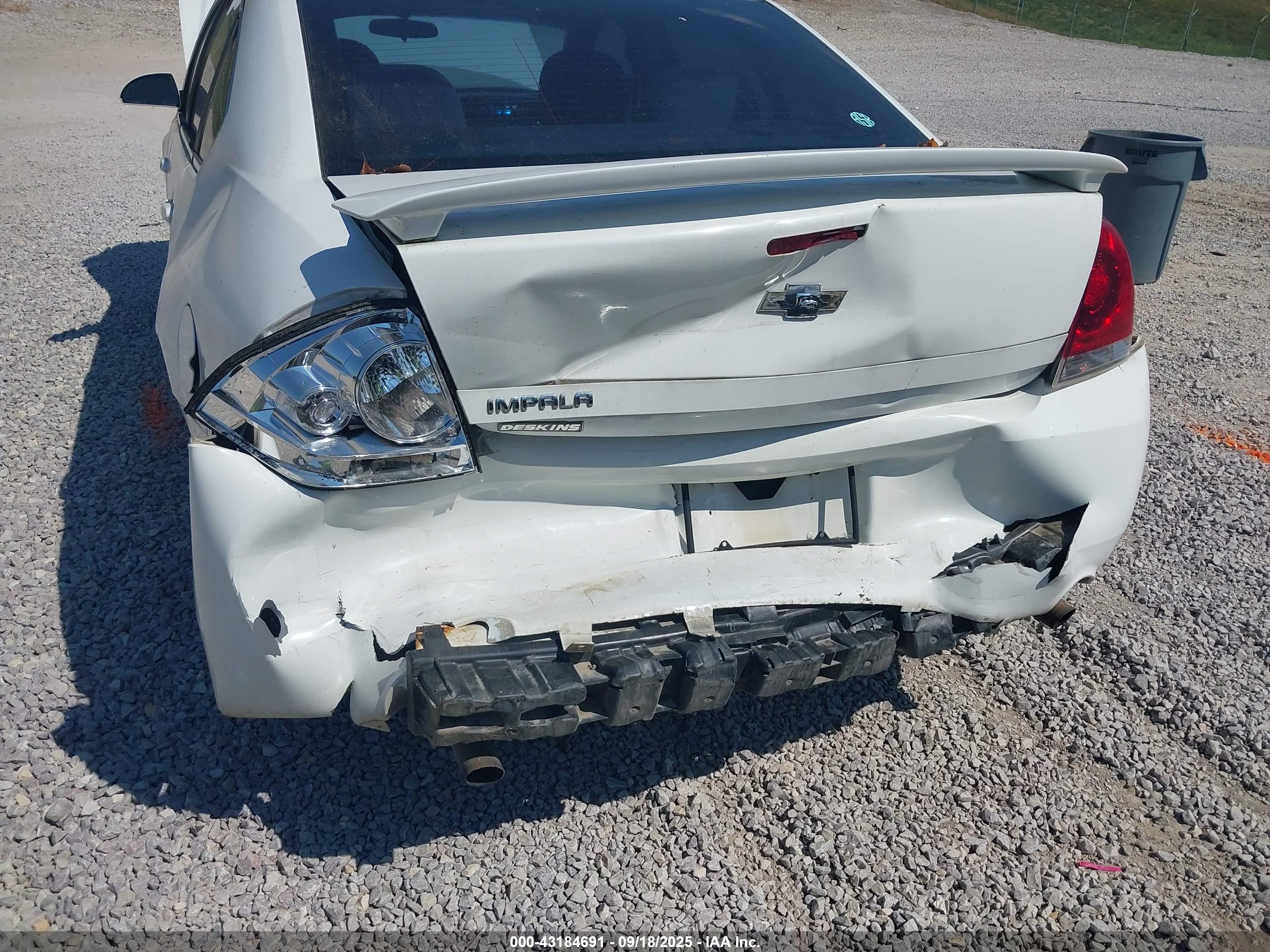 CHEVROLET IMPALA image 6