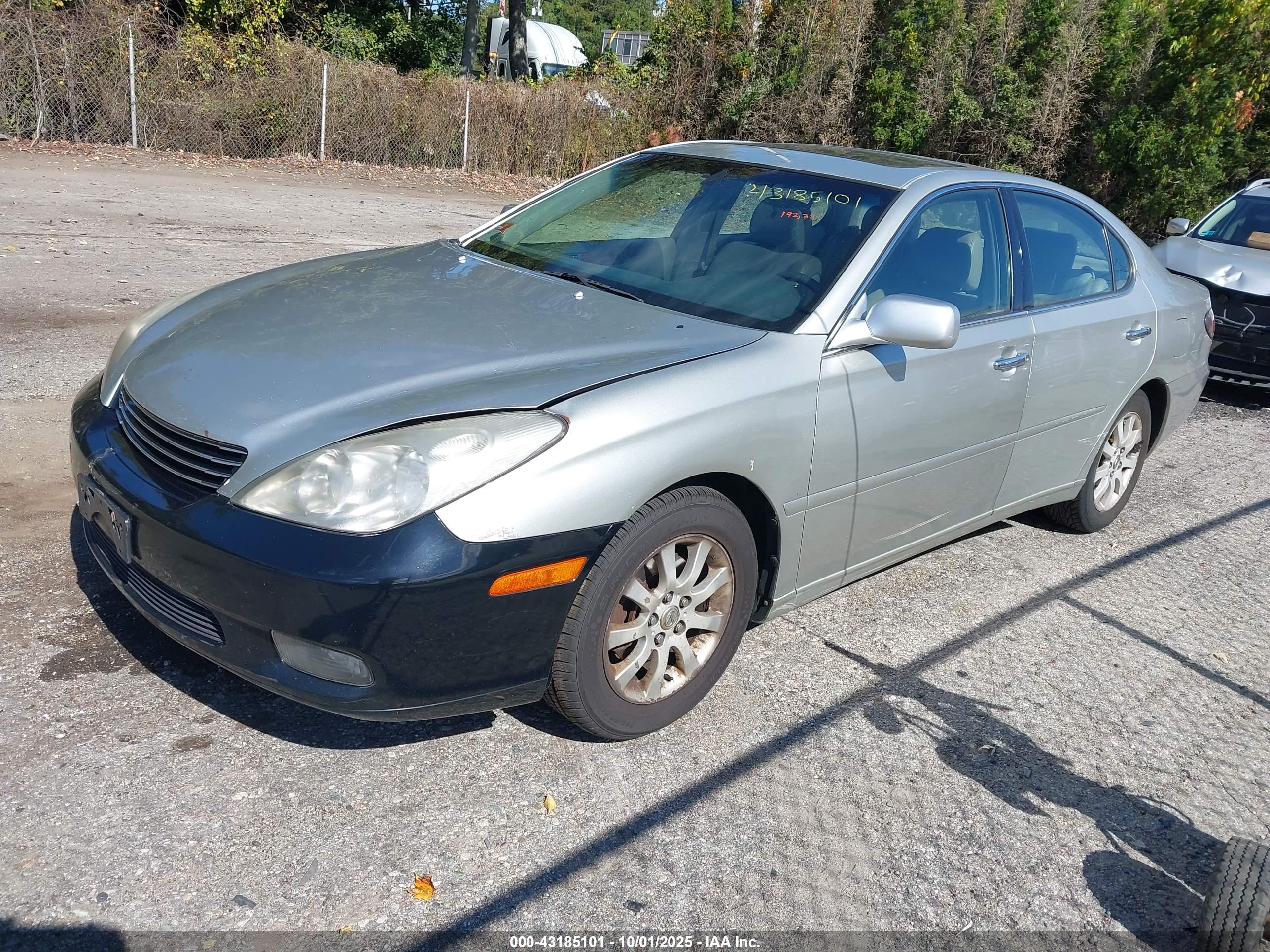 LEXUS ES image 2