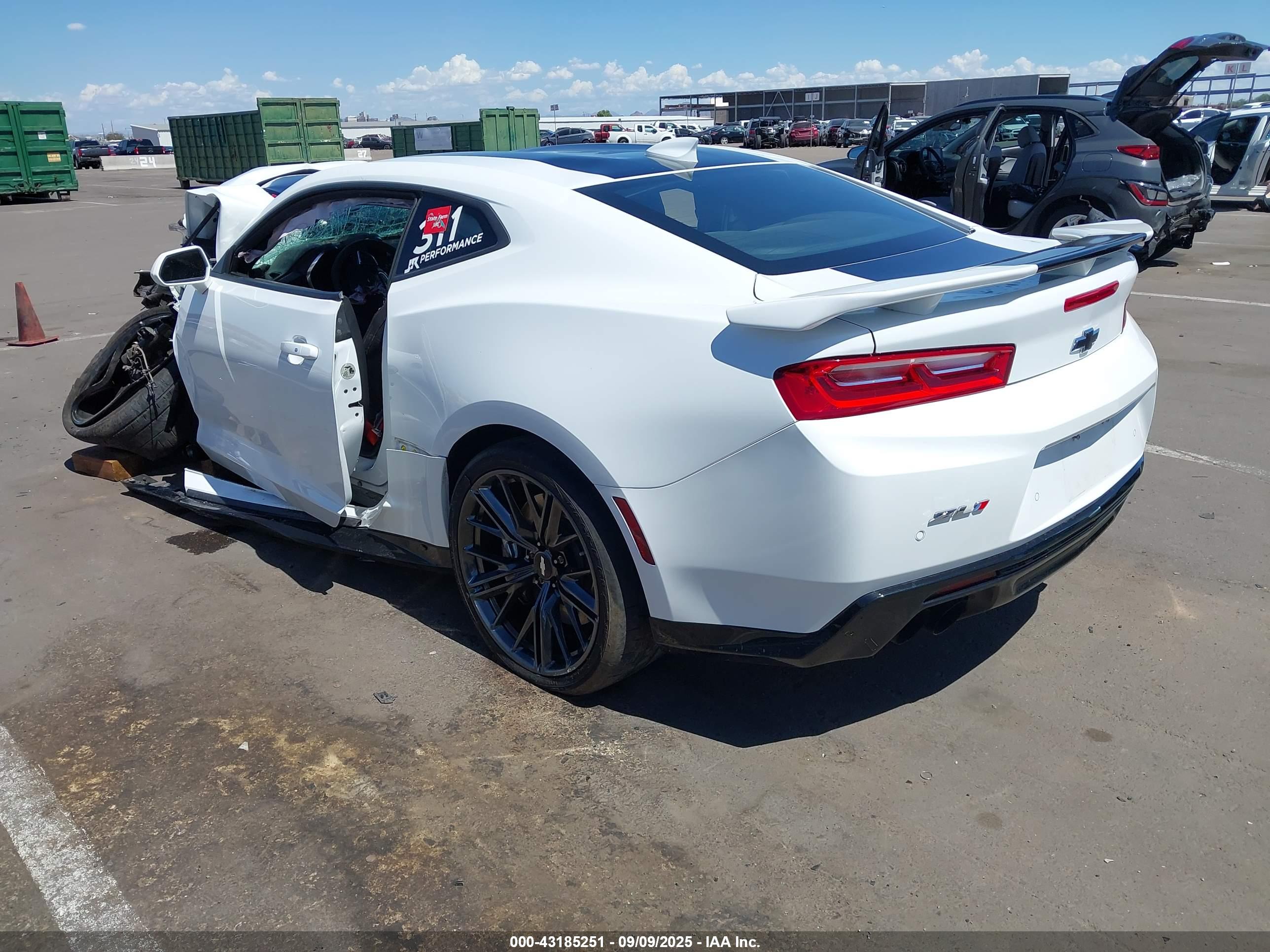 CHEVROLET CAMARO image 3