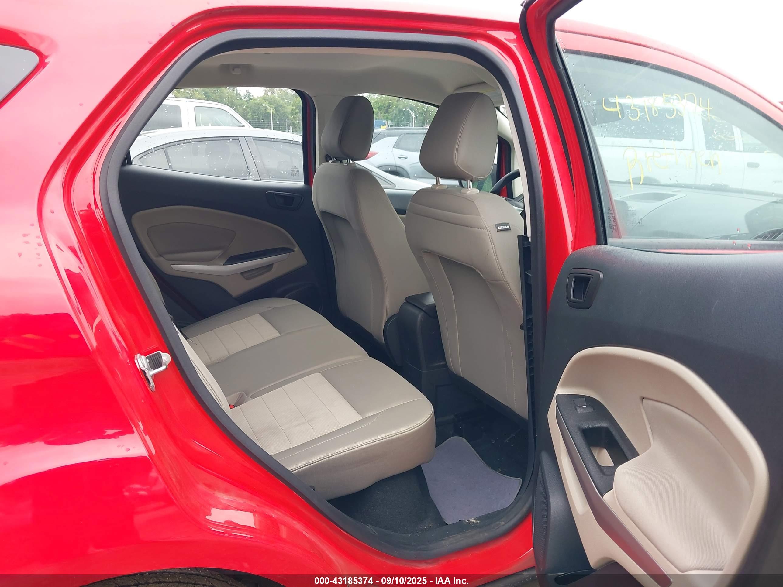 FORD ECOSPORT image 8