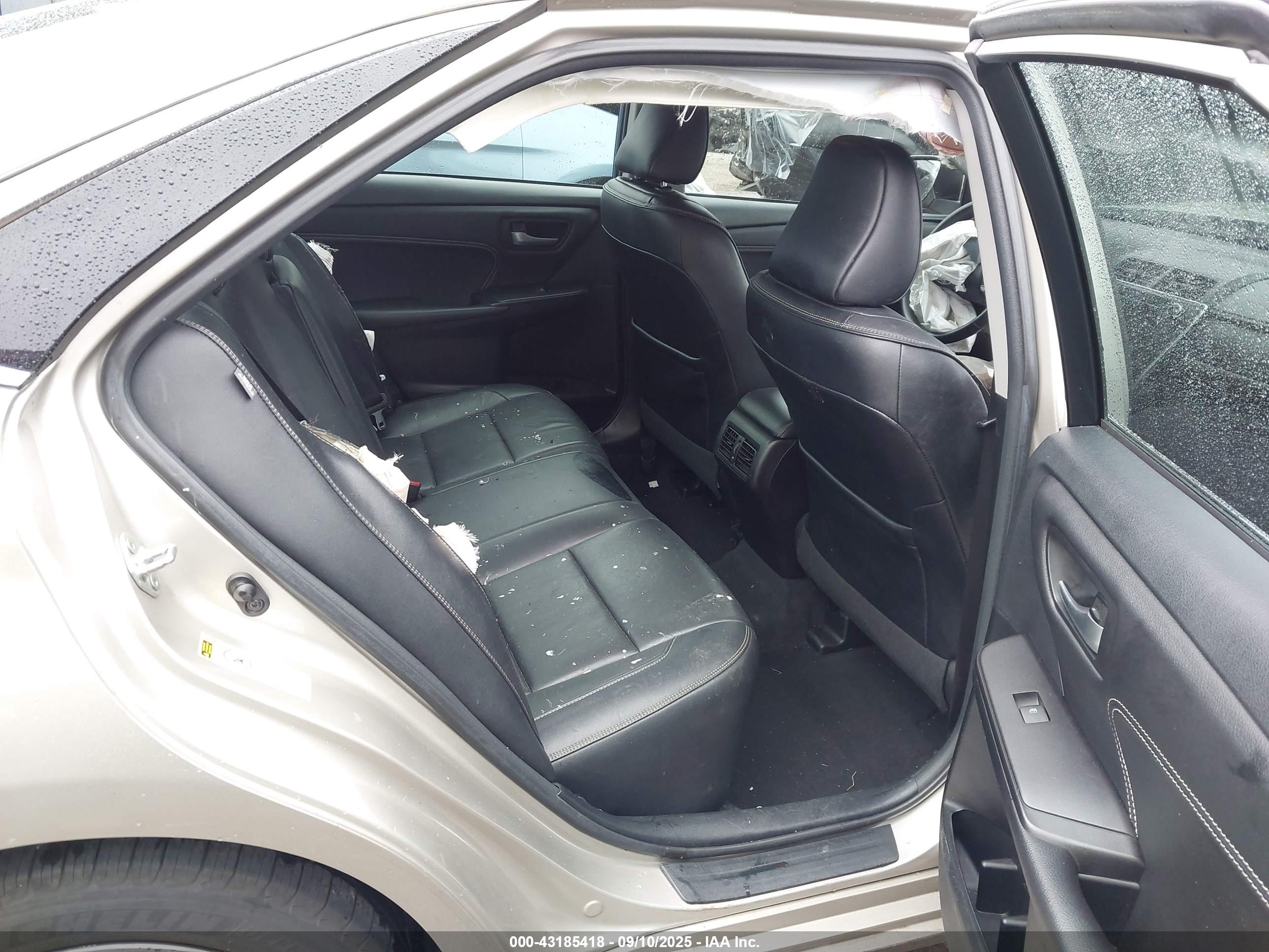 TOYOTA CAMRY image 8