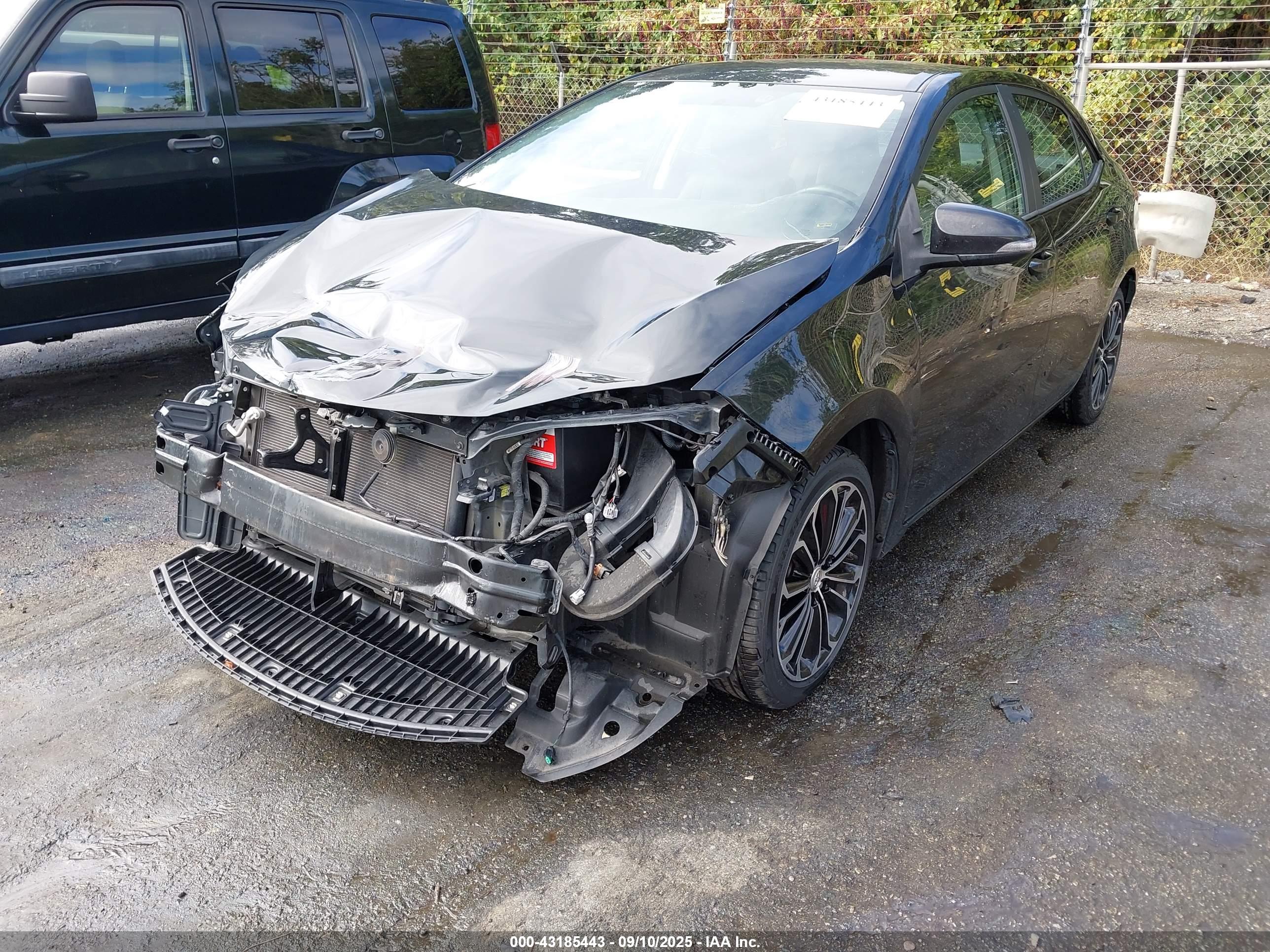 TOYOTA COROLLA image 2