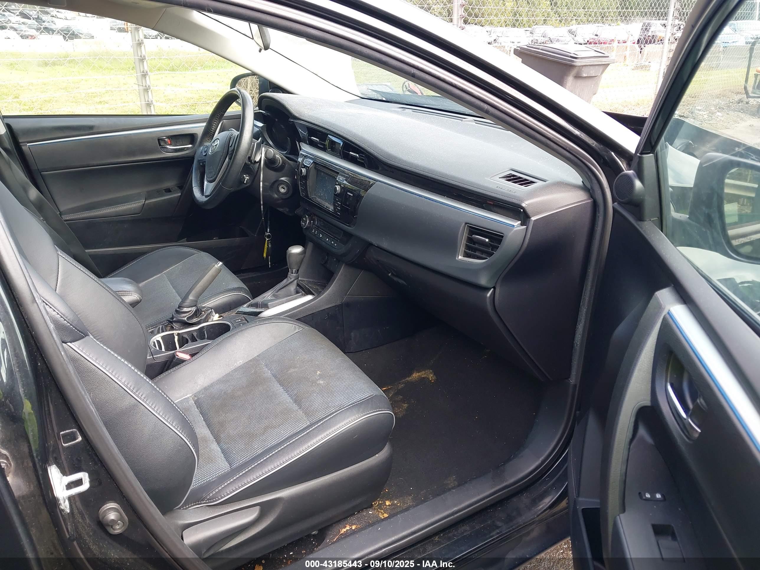 TOYOTA COROLLA image 5