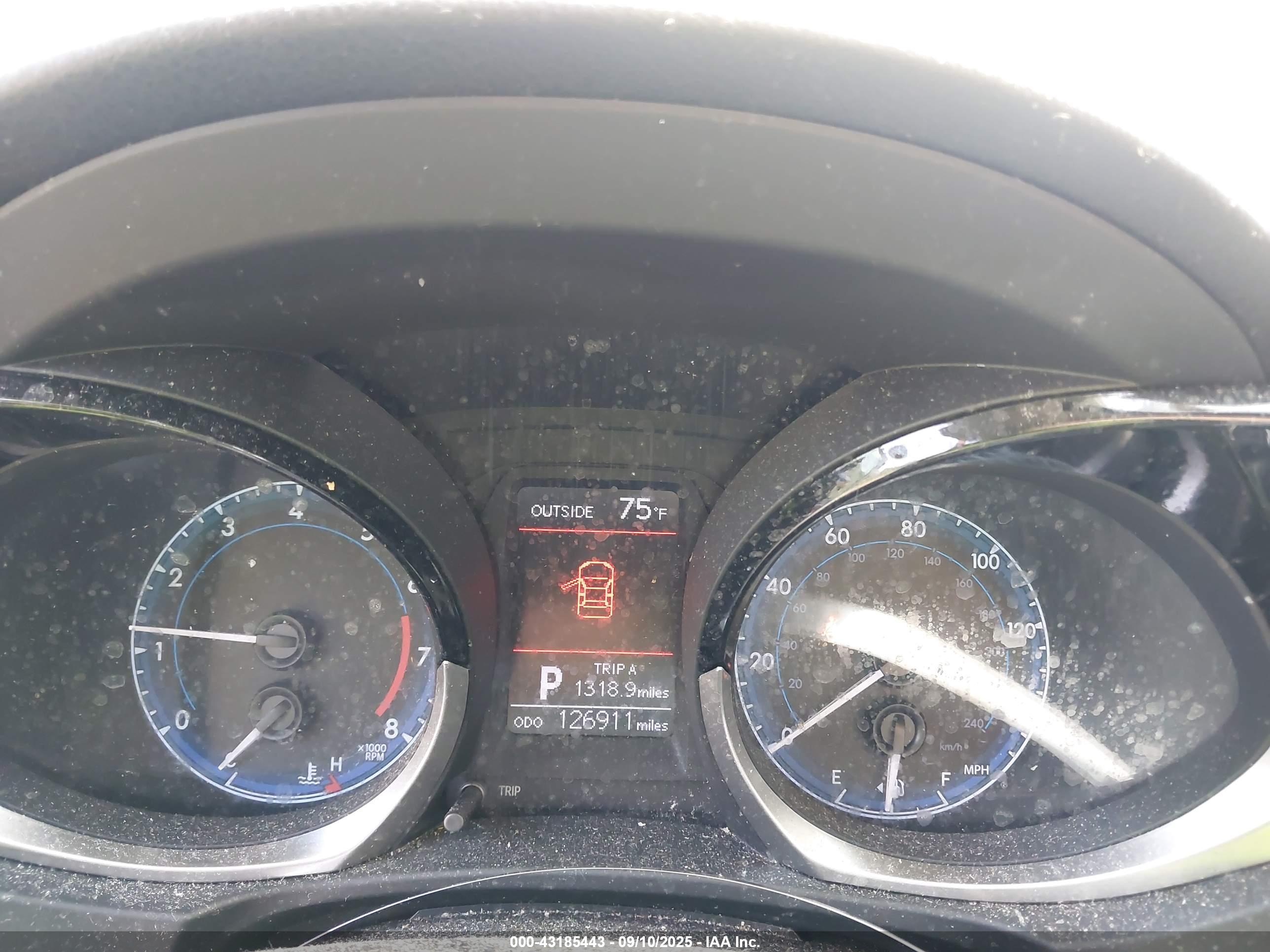 TOYOTA COROLLA image 7