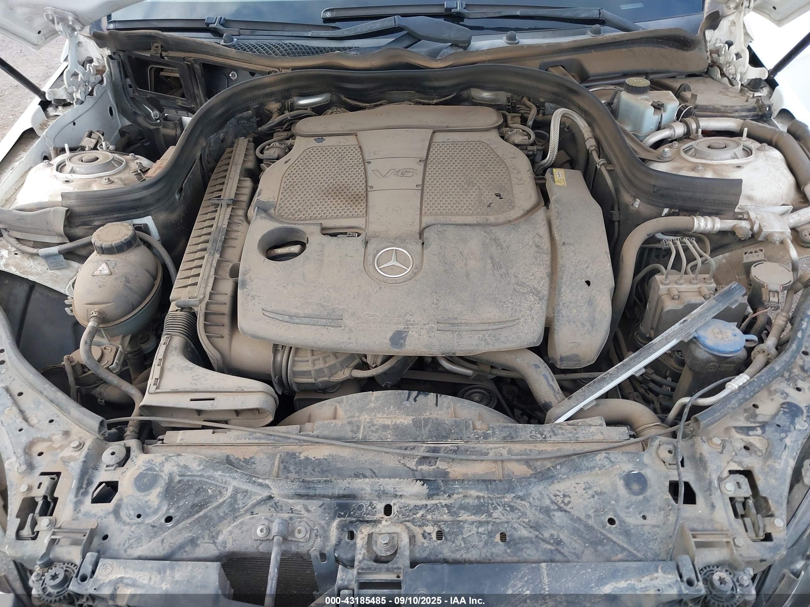 MERCEDES-BENZ E image 10