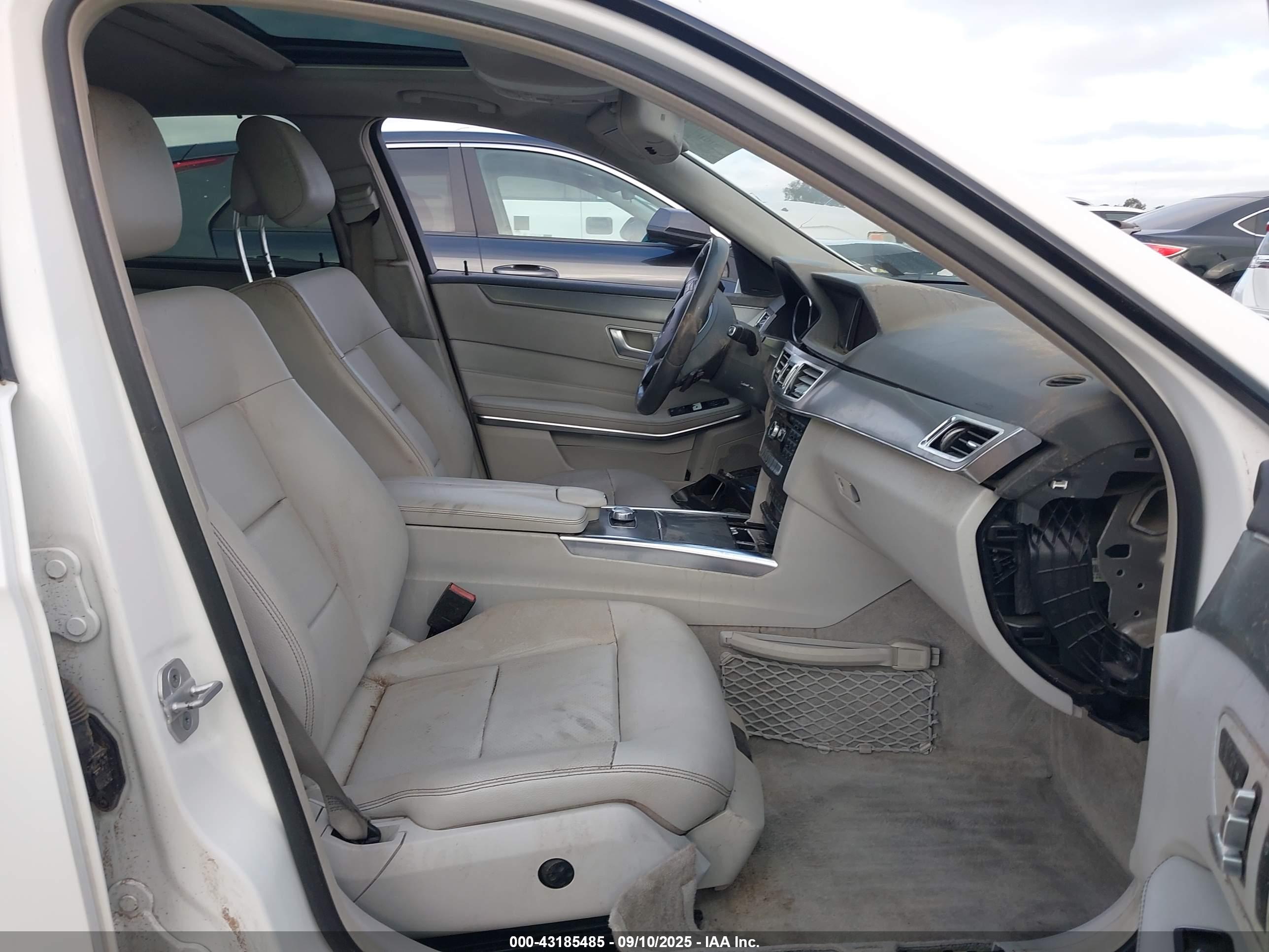MERCEDES-BENZ E image 5