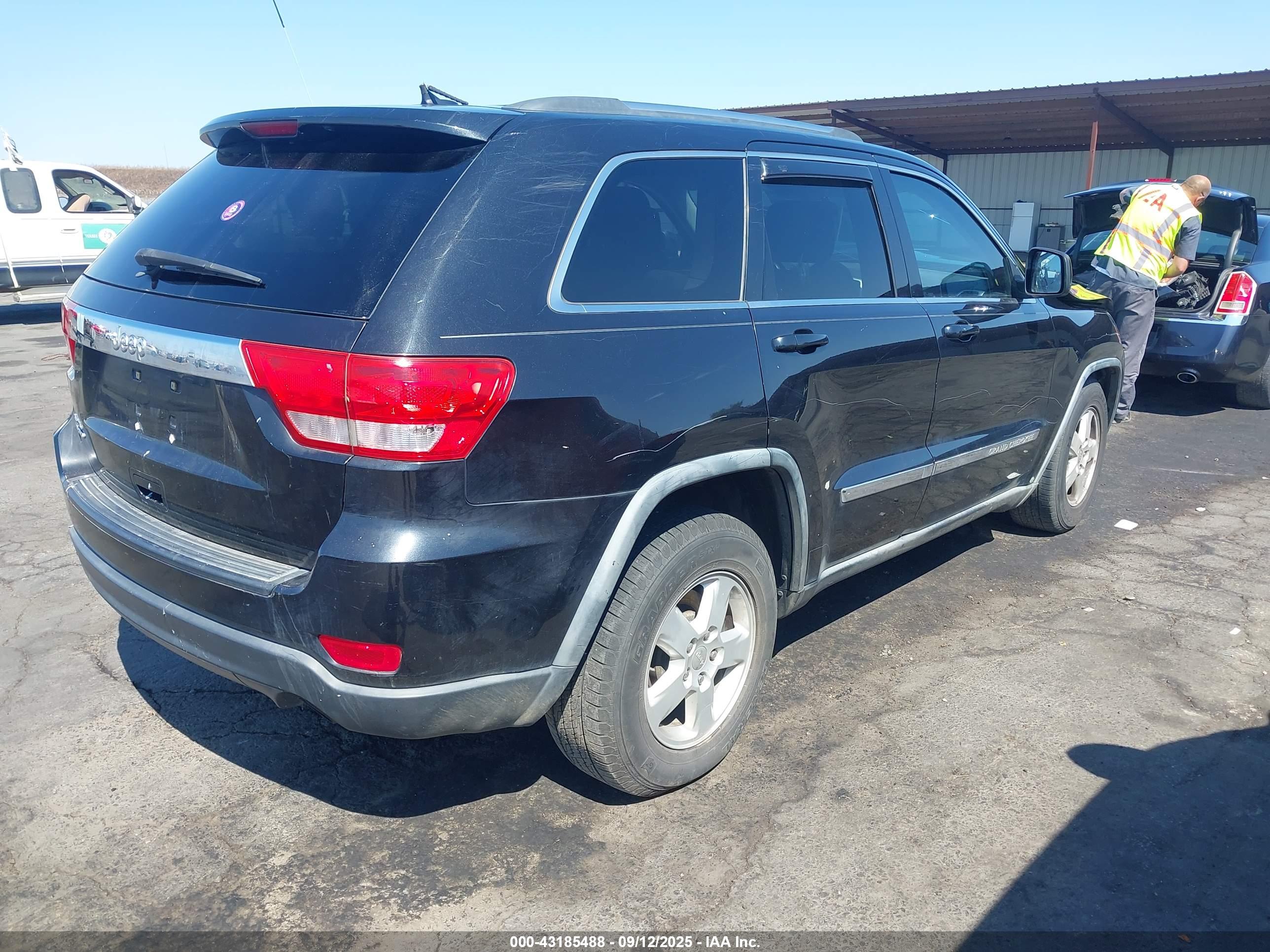JEEP GRAND image 4