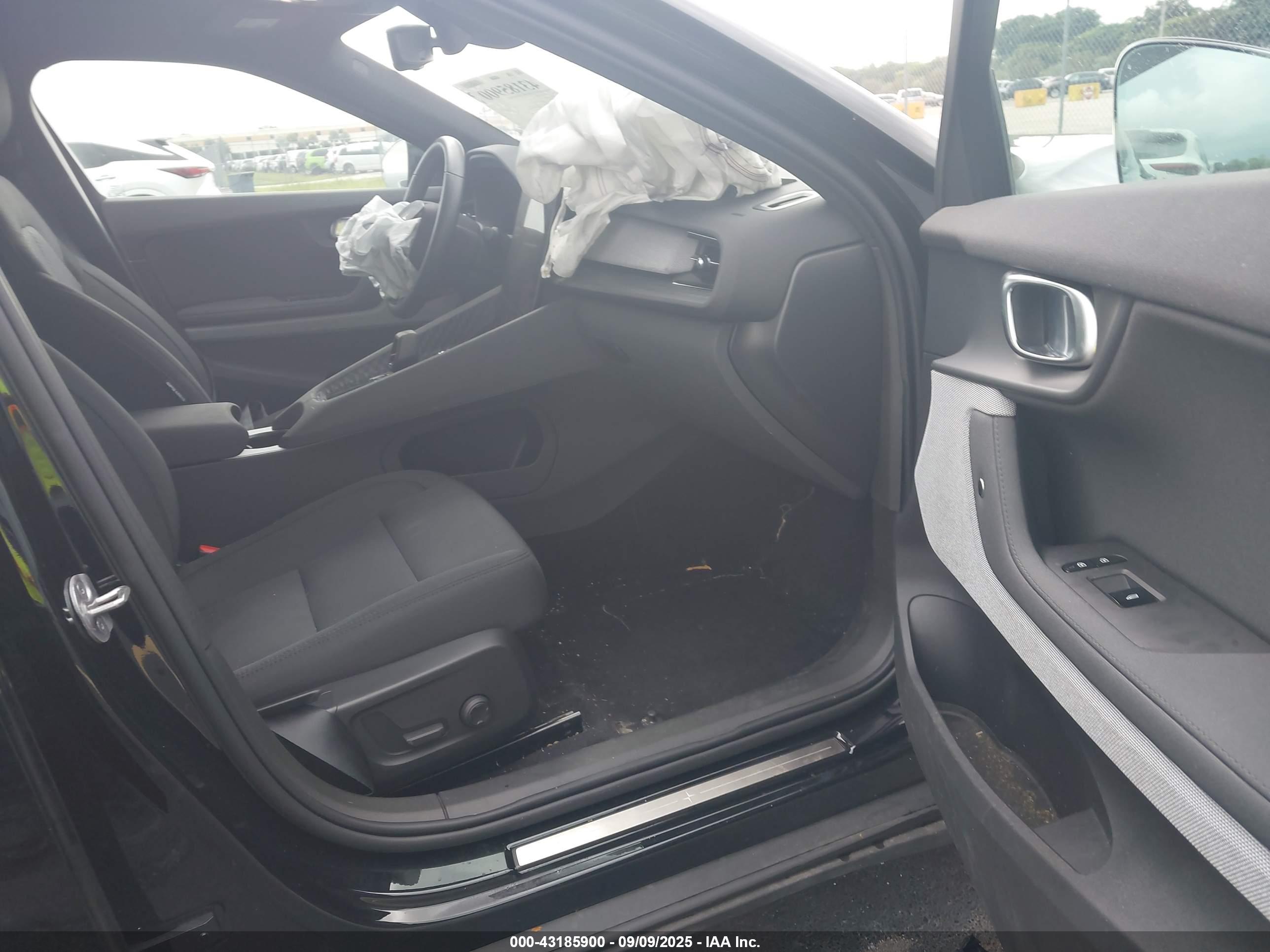 POLESTAR 2 image 5