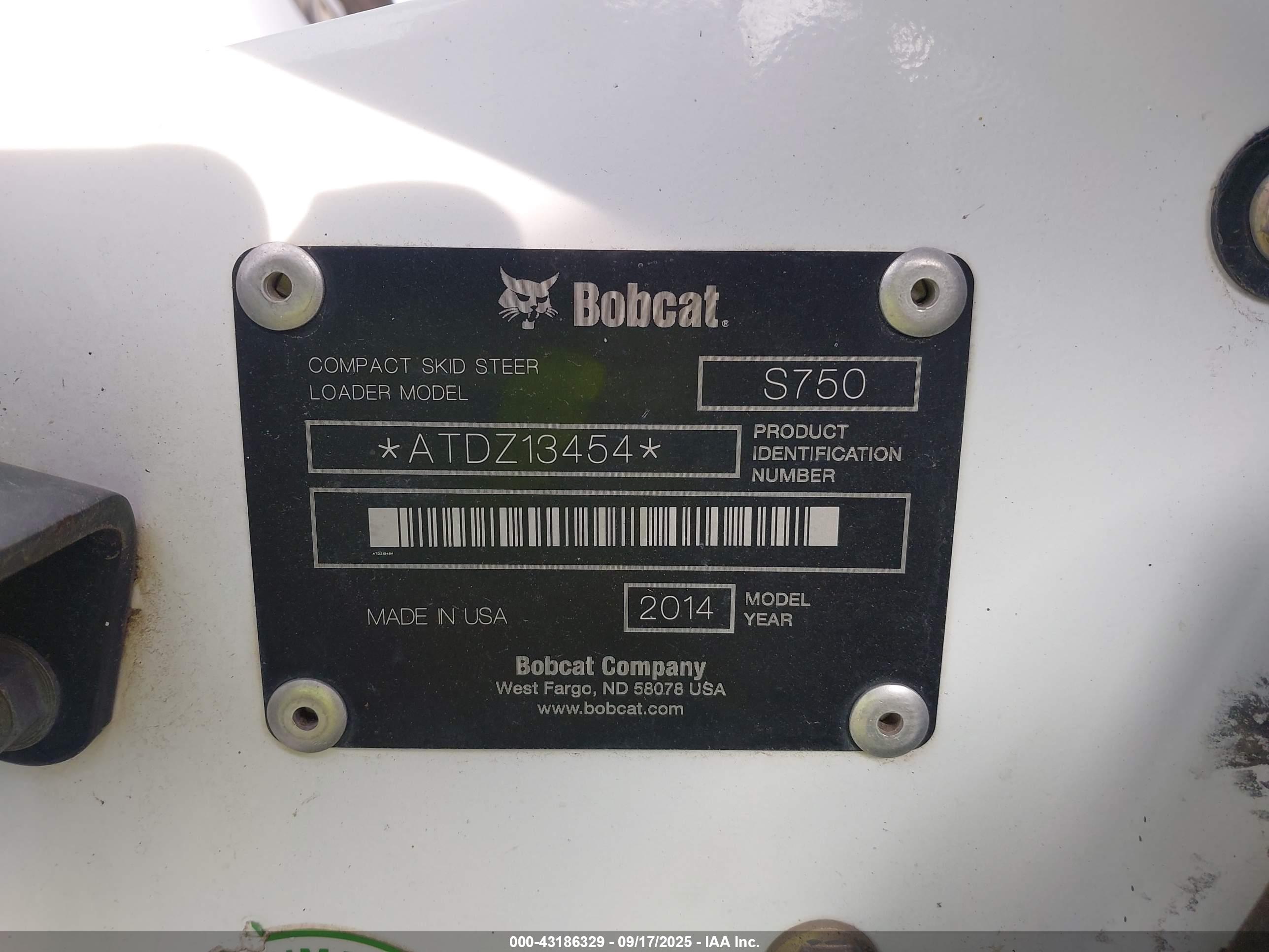 BOBCAT S750 image 9
